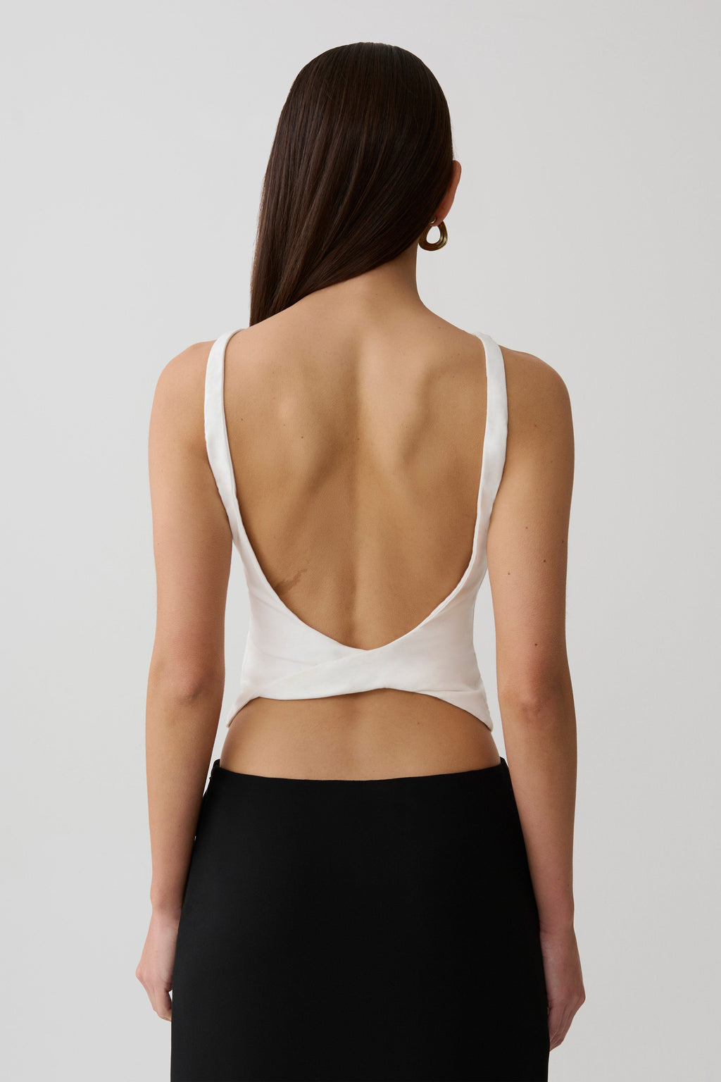 Yura Backless Twist Top - White