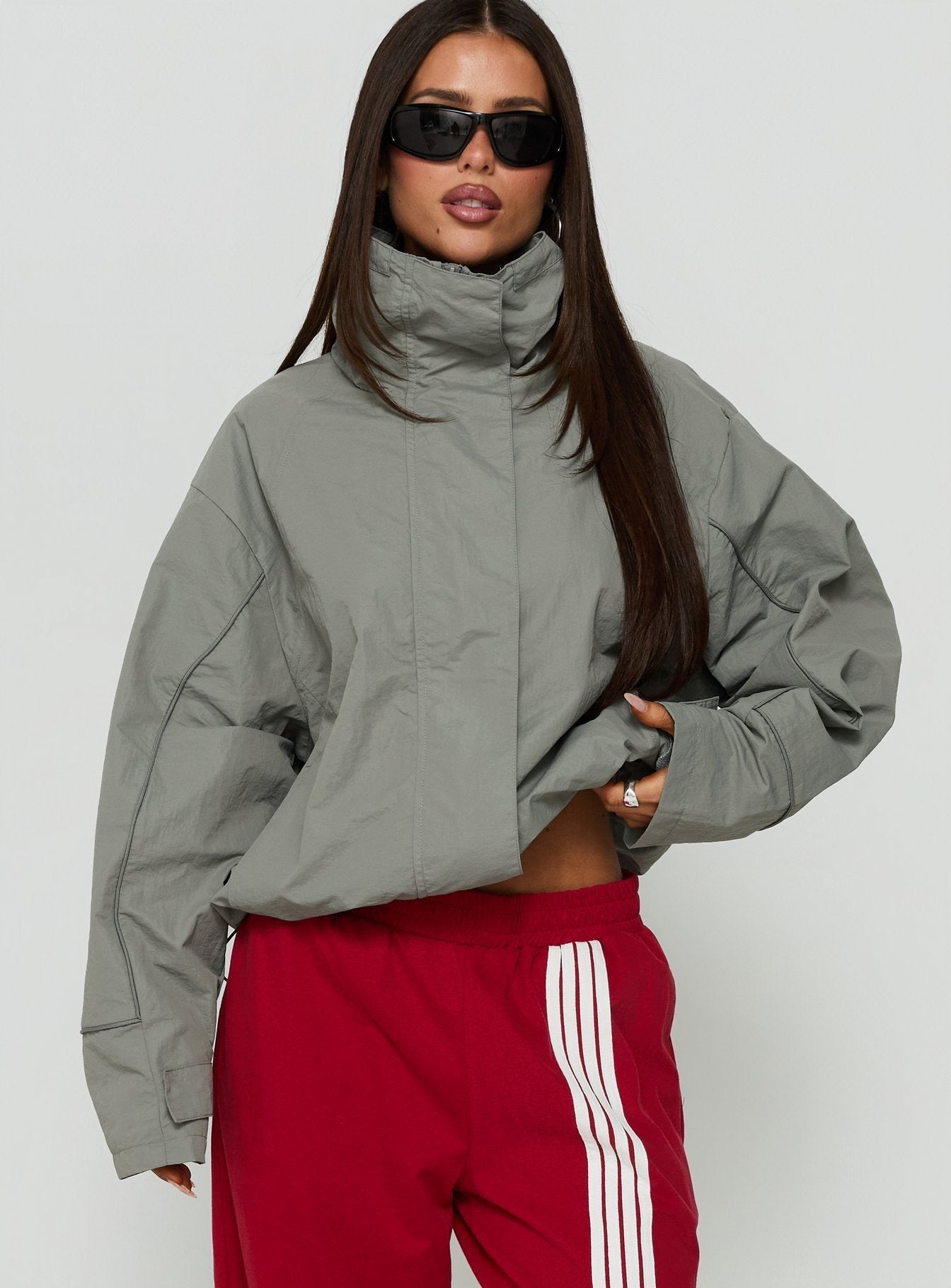 Shoreline Windbreaker Jacket Grey