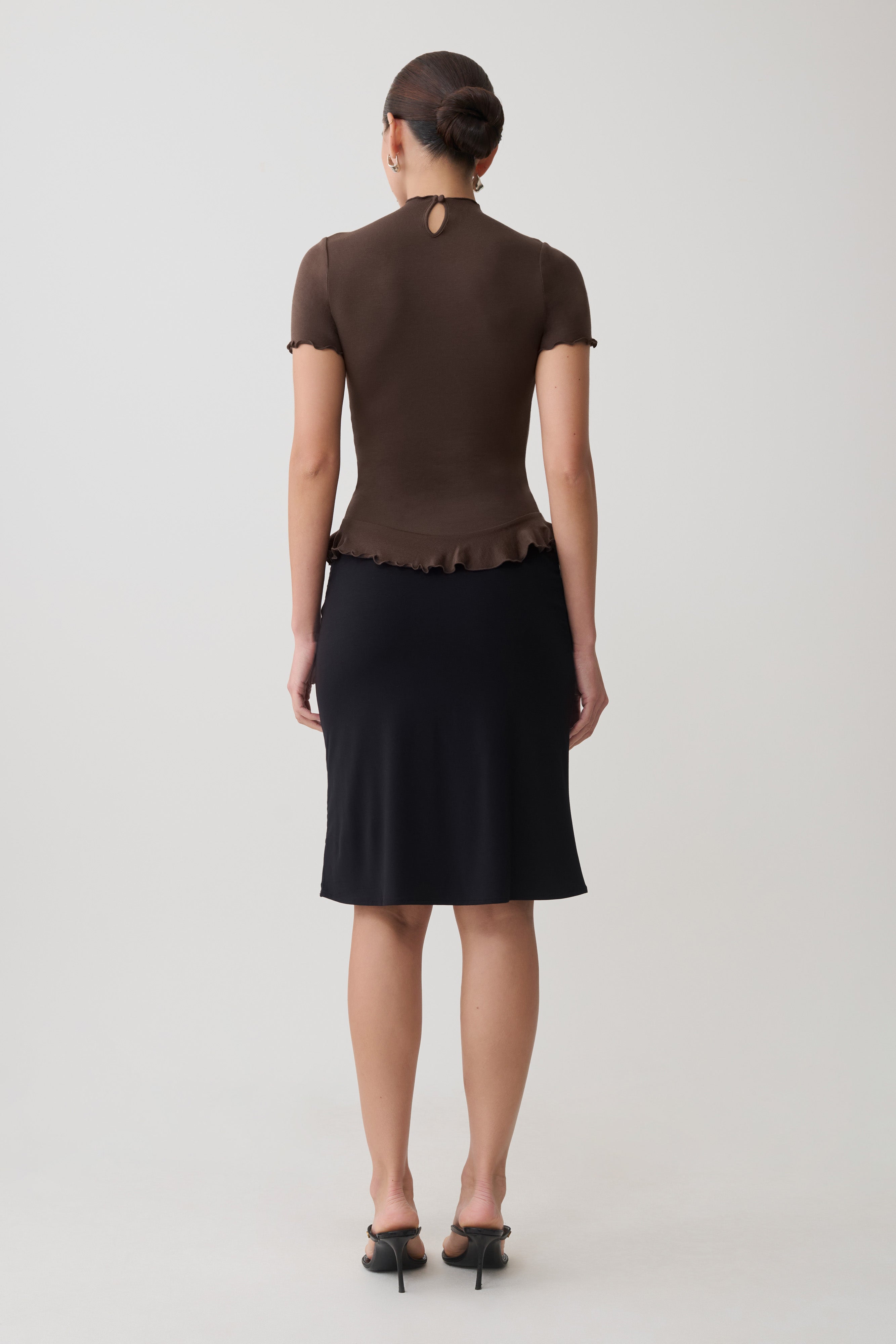 Nira Short Sleeve Ruffle Top - Dark Chocolate