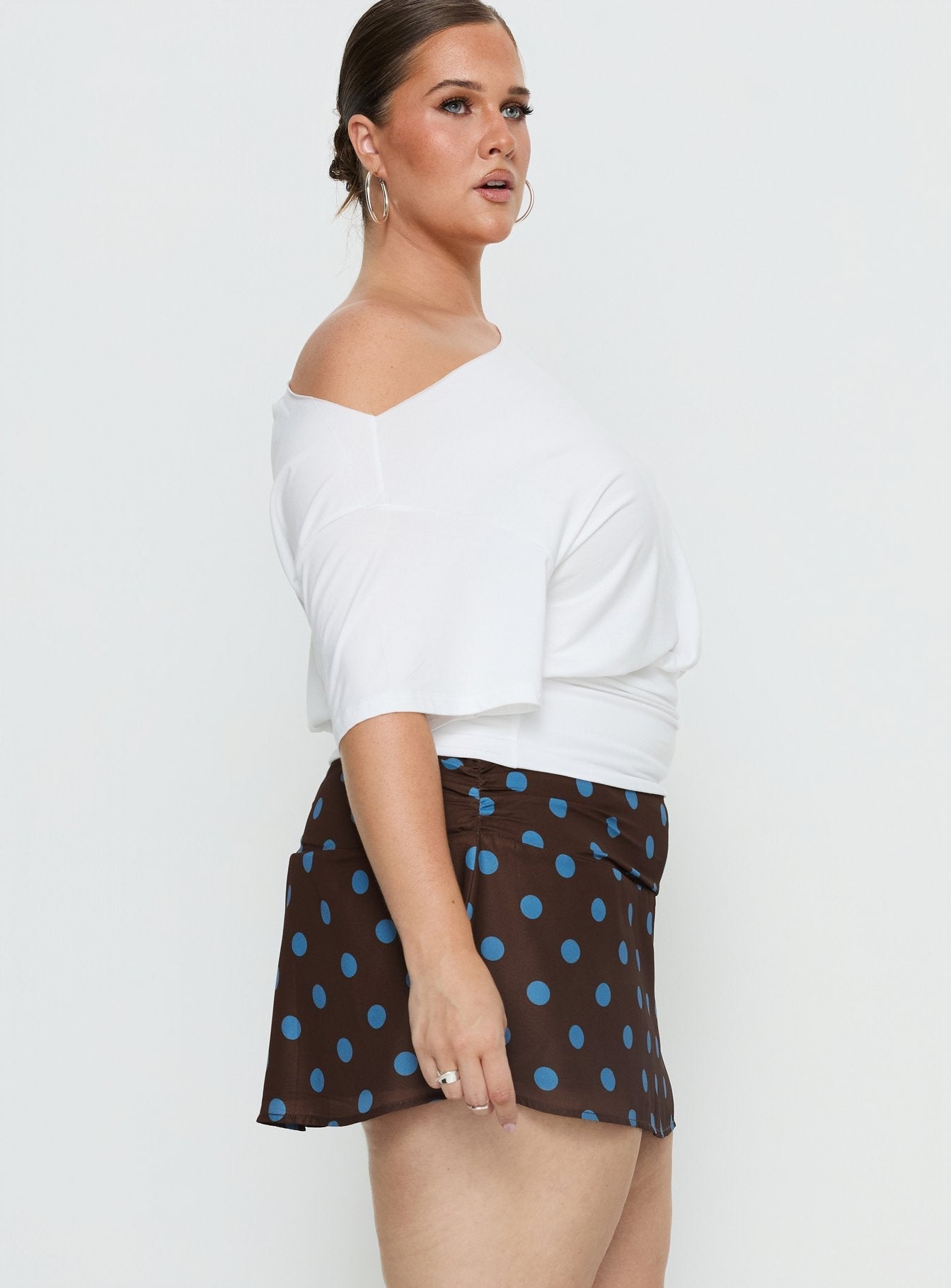 Elicia Ruched Mini Skirt Brown / Blue Polka Dot Curve