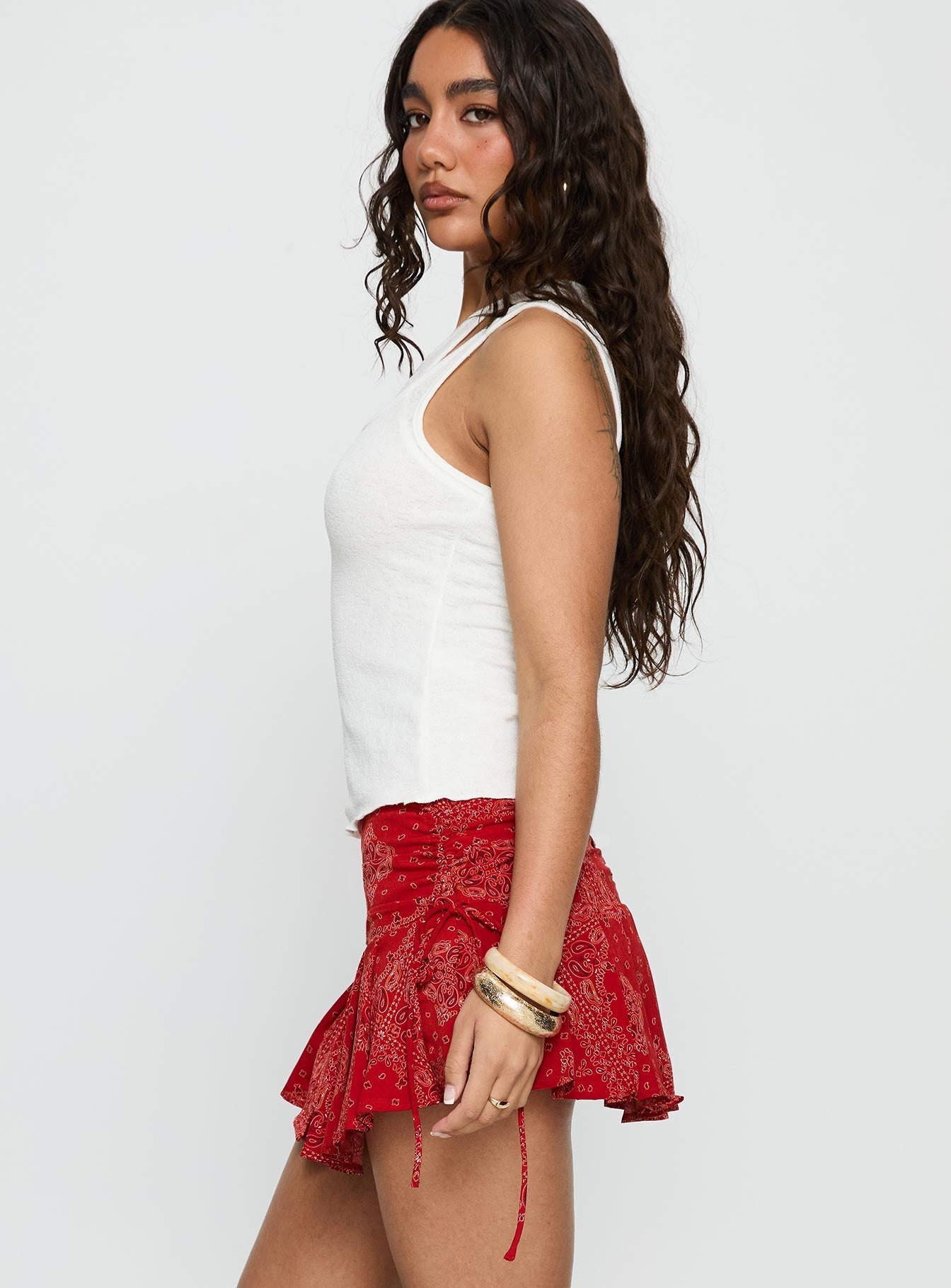 Kourtie Pleated Mini Skirt Red Paisley
