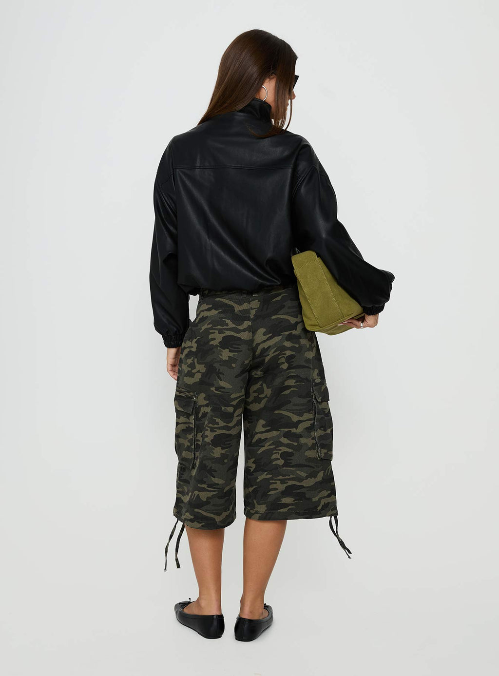 Hudsen Longline Cargo Shorts Camo