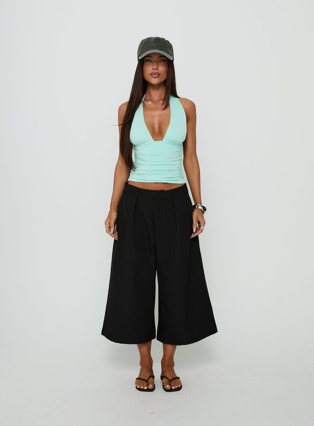 Busy Busy Low Baggy Capri Pant Black