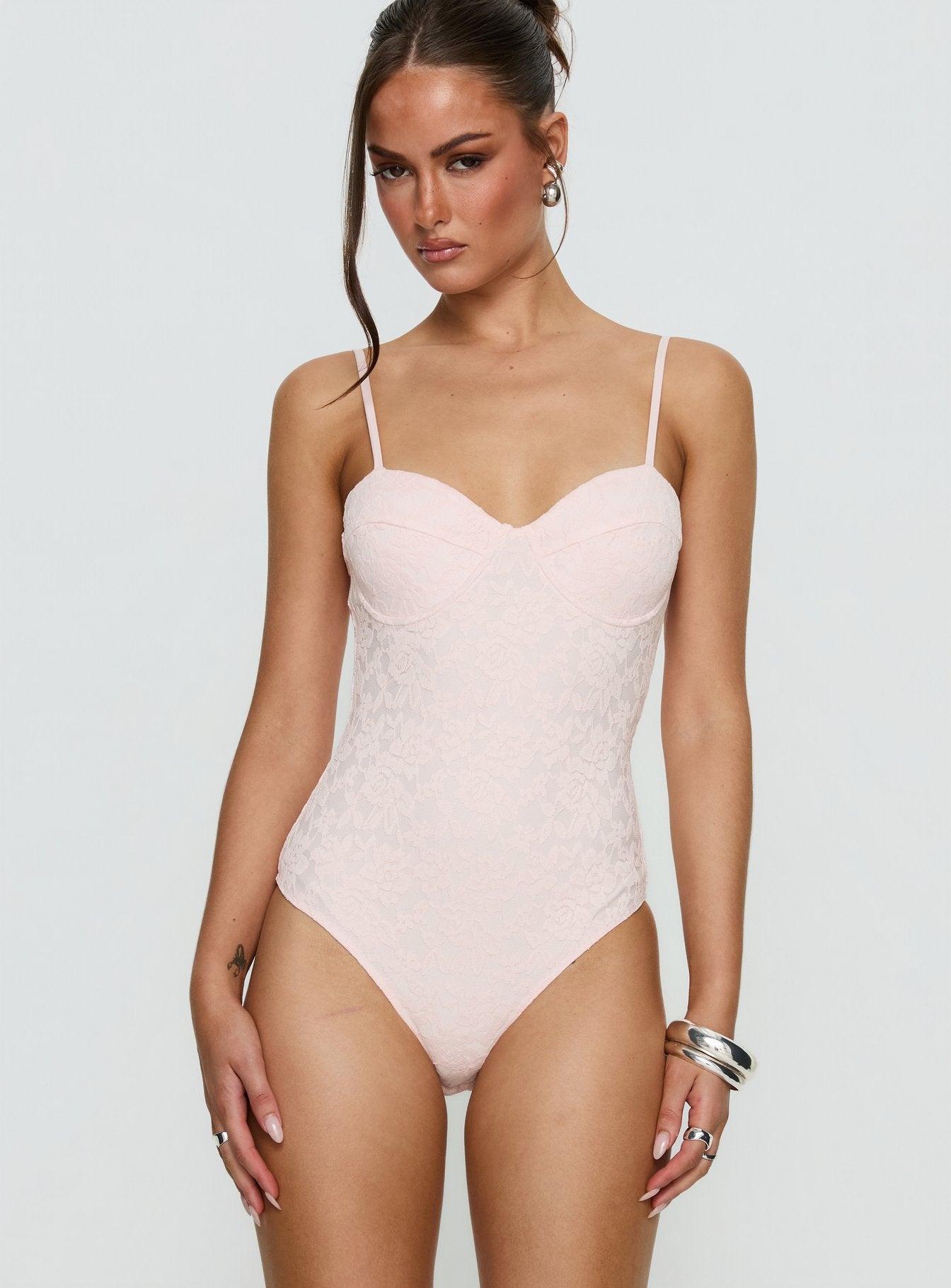 Laryna Lace Bodysuit Pink