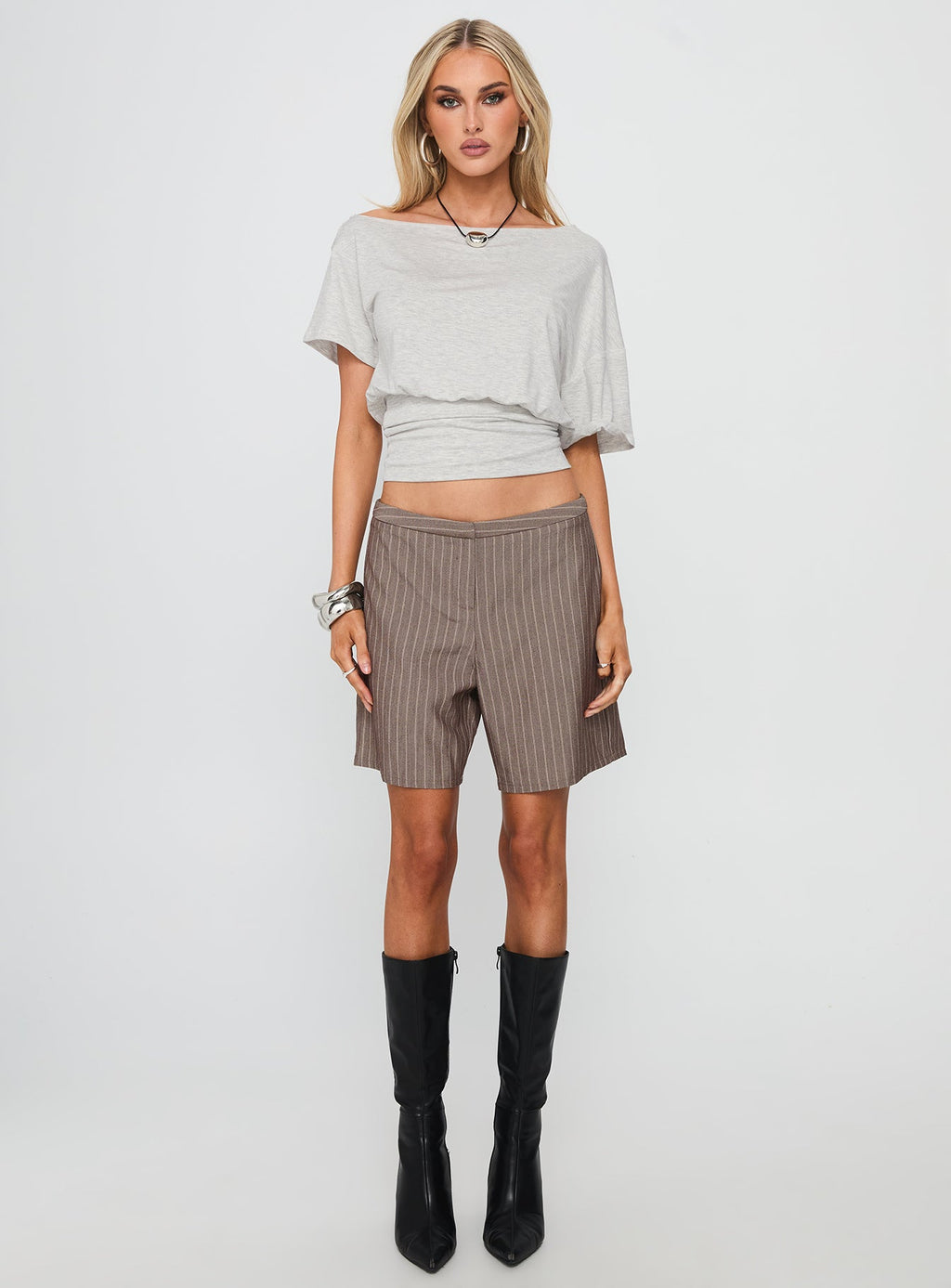 Sarun Short Pinstripe Brown
