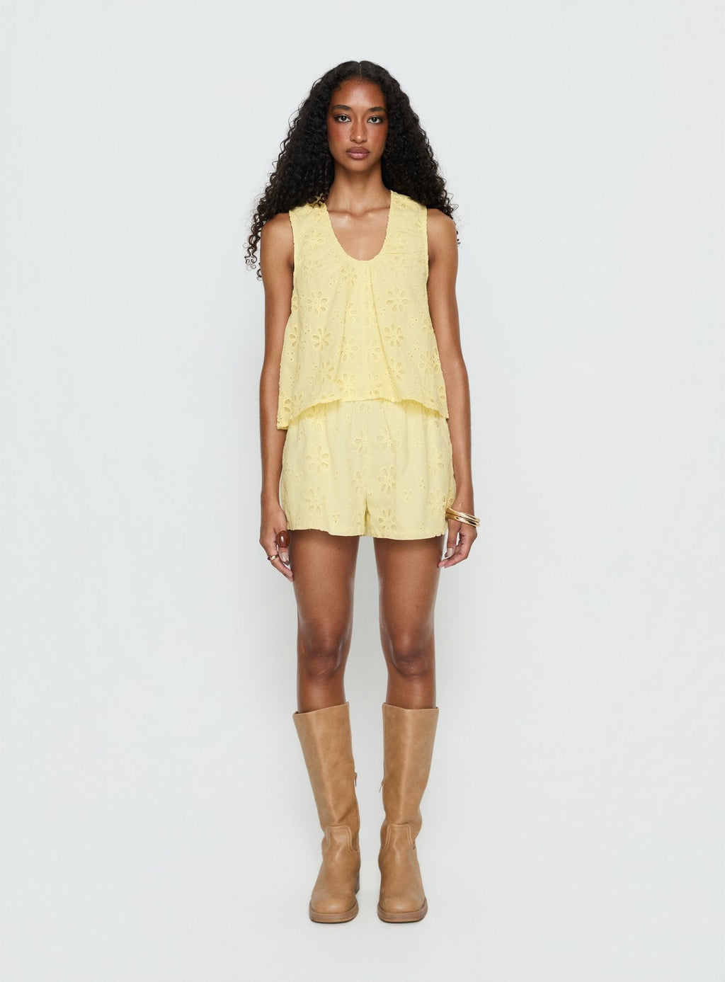 Lindey Embroidered Shorts Yellow