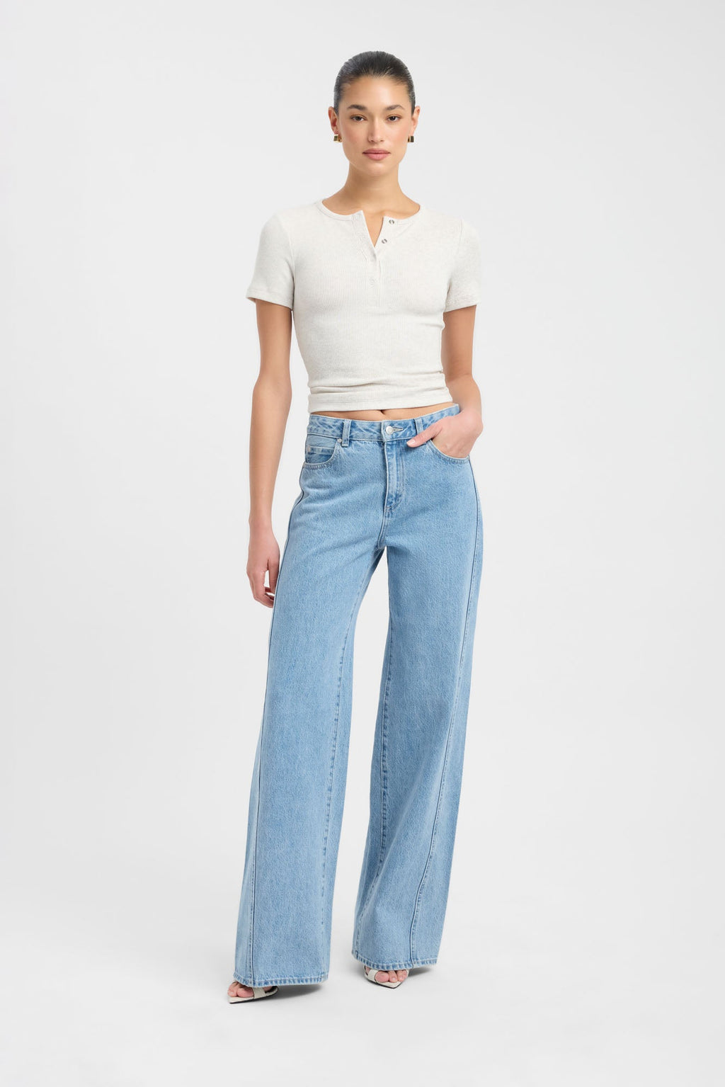 Atlas Snap Baby Tee