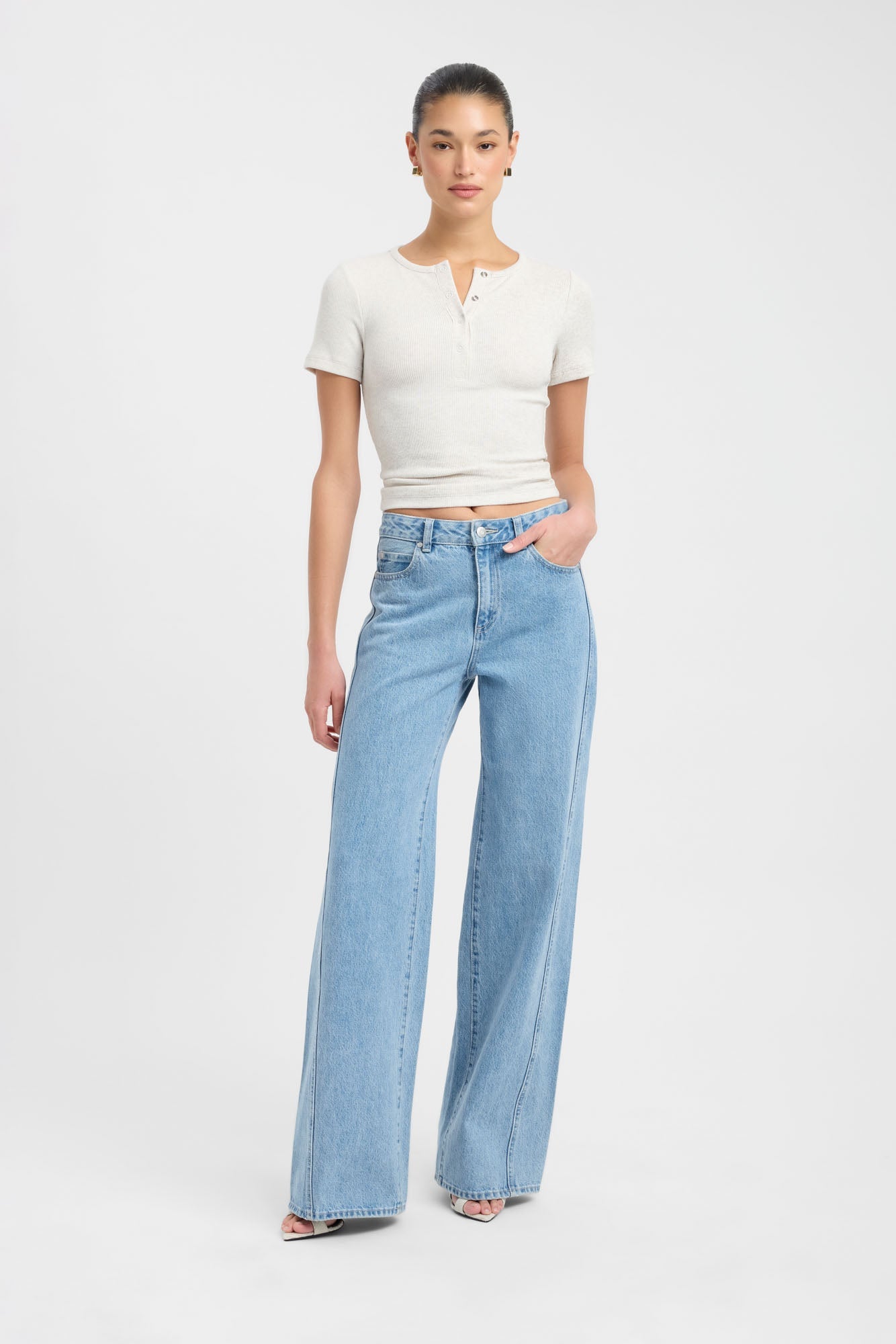 Atlas Snap Baby Tee