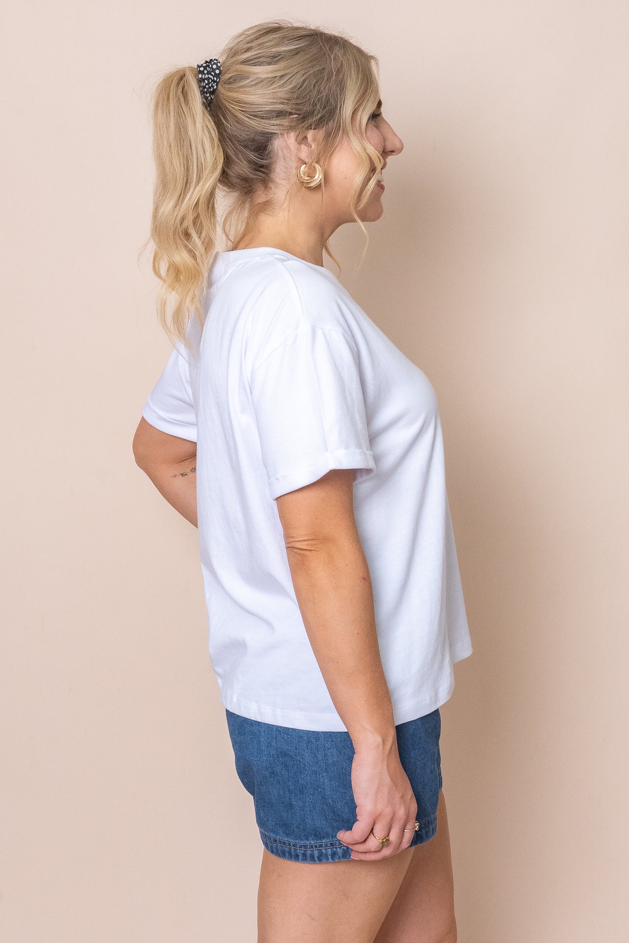 Huntleigh O/S Tee in White - Foxwood