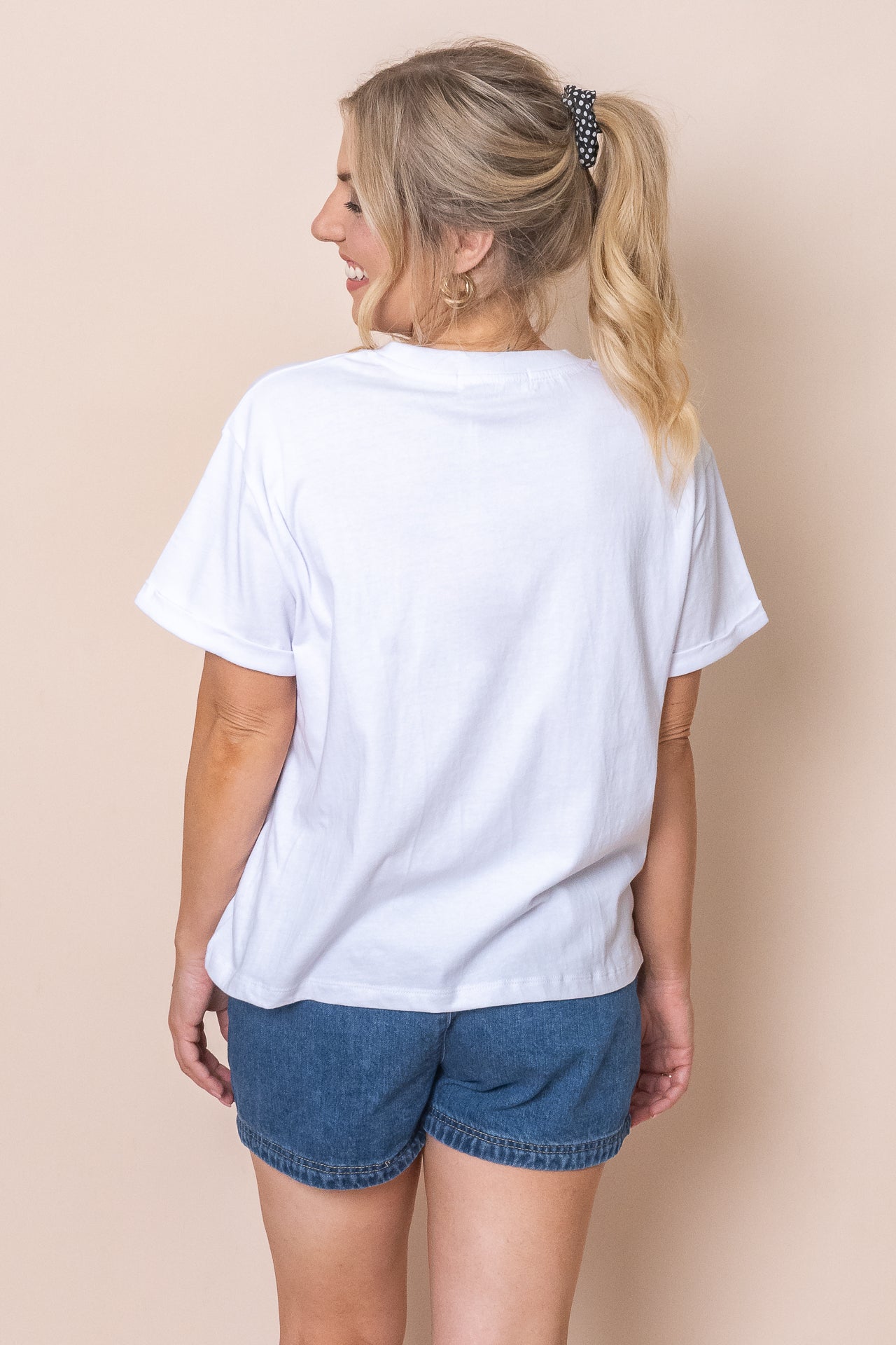 Huntleigh O/S Tee in White - Foxwood