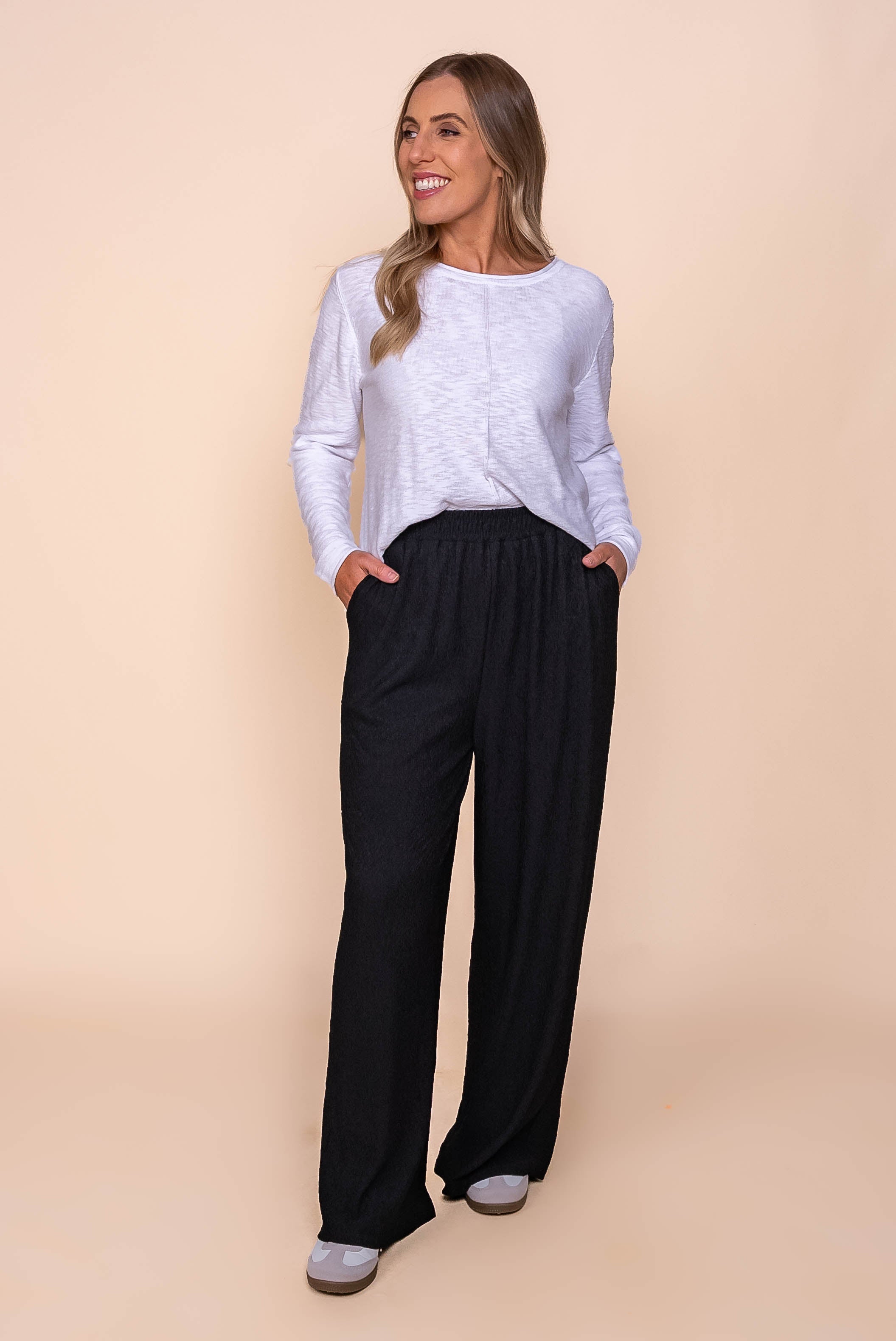 Penelope Crepe Wide Pants in Black