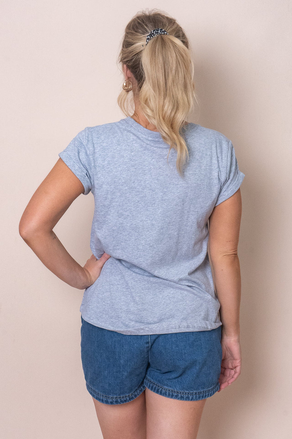 Signature Tee in Grey Marle - Foxwood