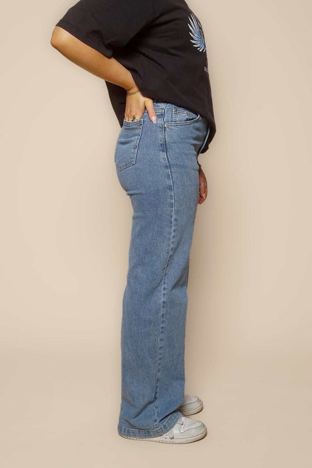 Jacqui Wide Leg Jeans in Light Blue - All About Eve