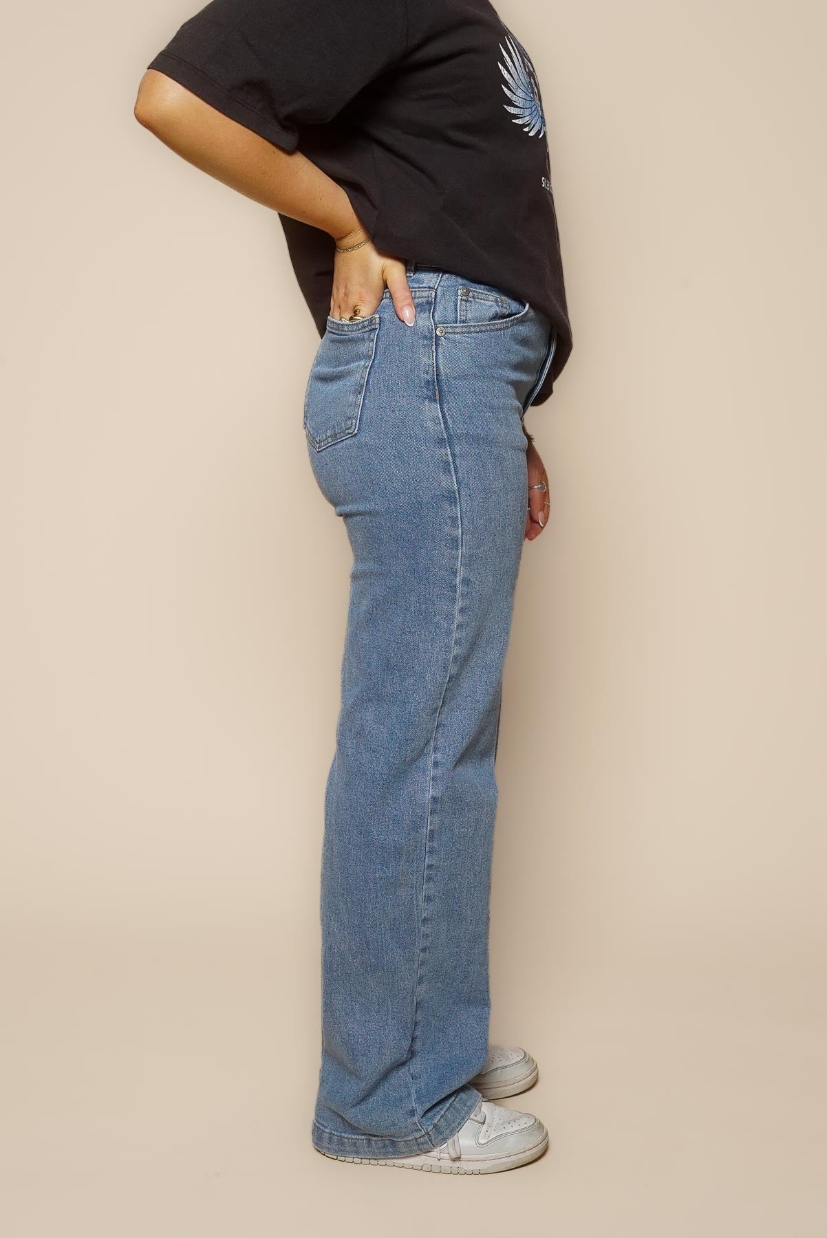 Jacqui Wide Leg Jeans in Light Blue - All About Eve
