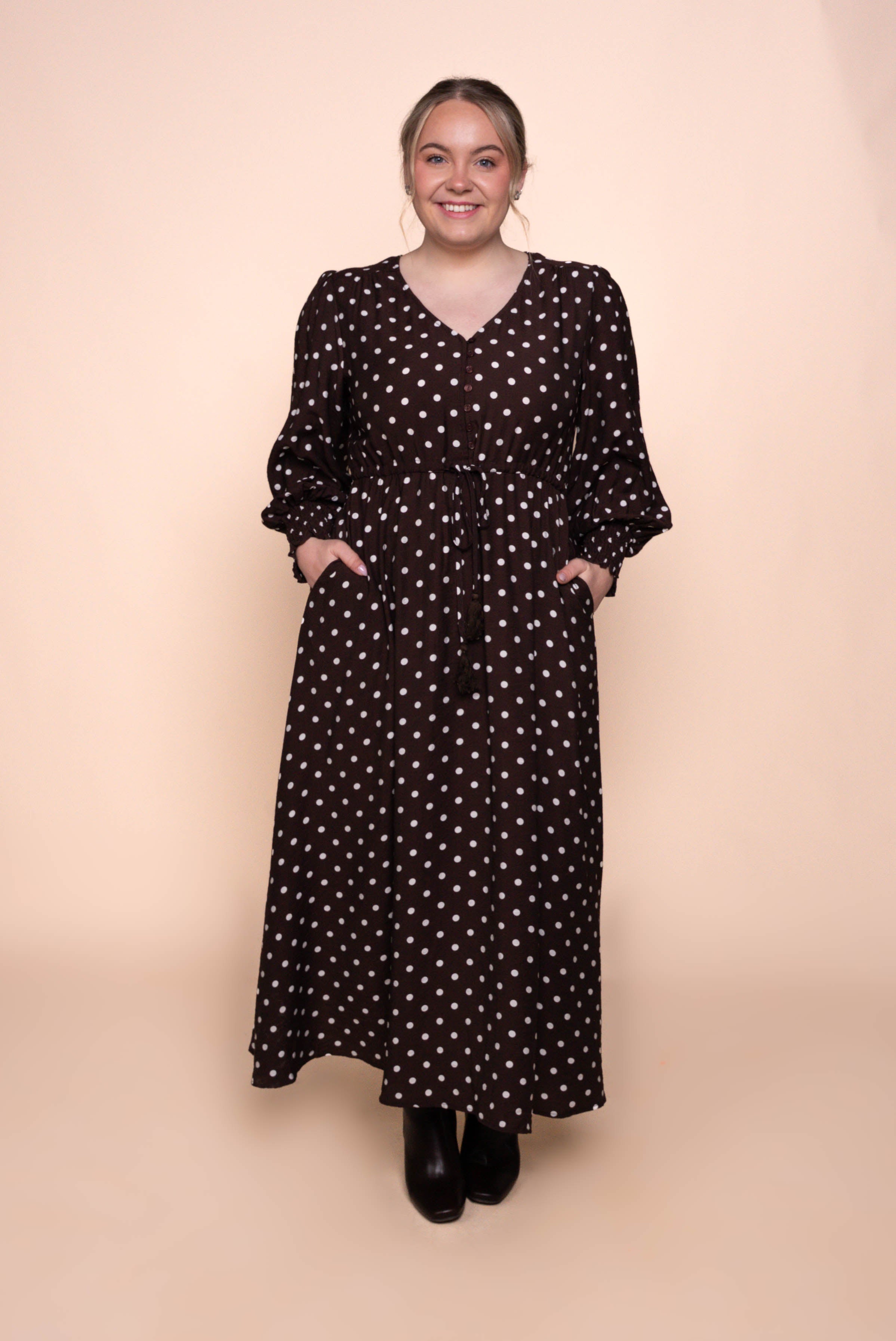 Reese Polka Dot Maxi Dress in Chocolate