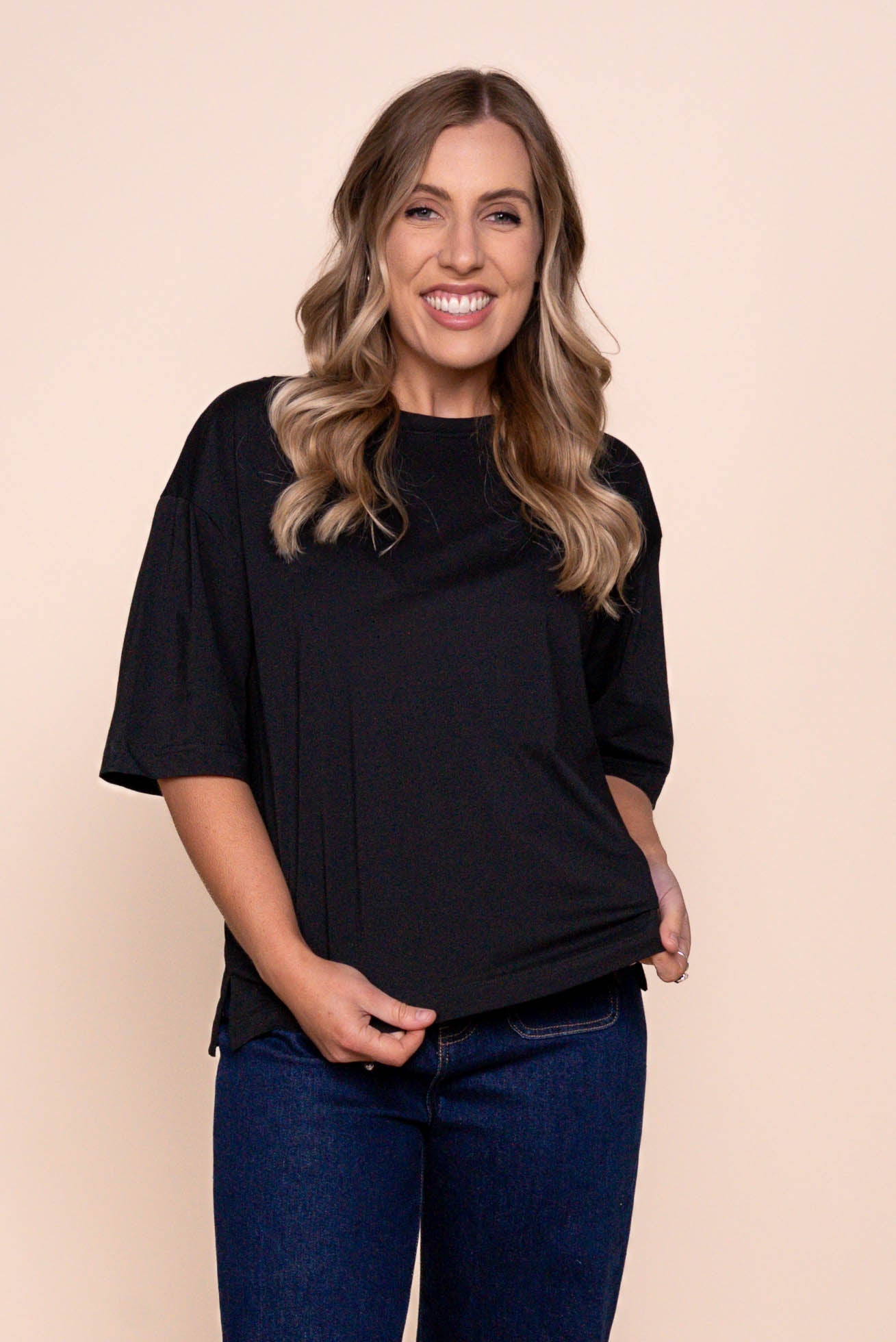 Bianca S/S Tee in Black