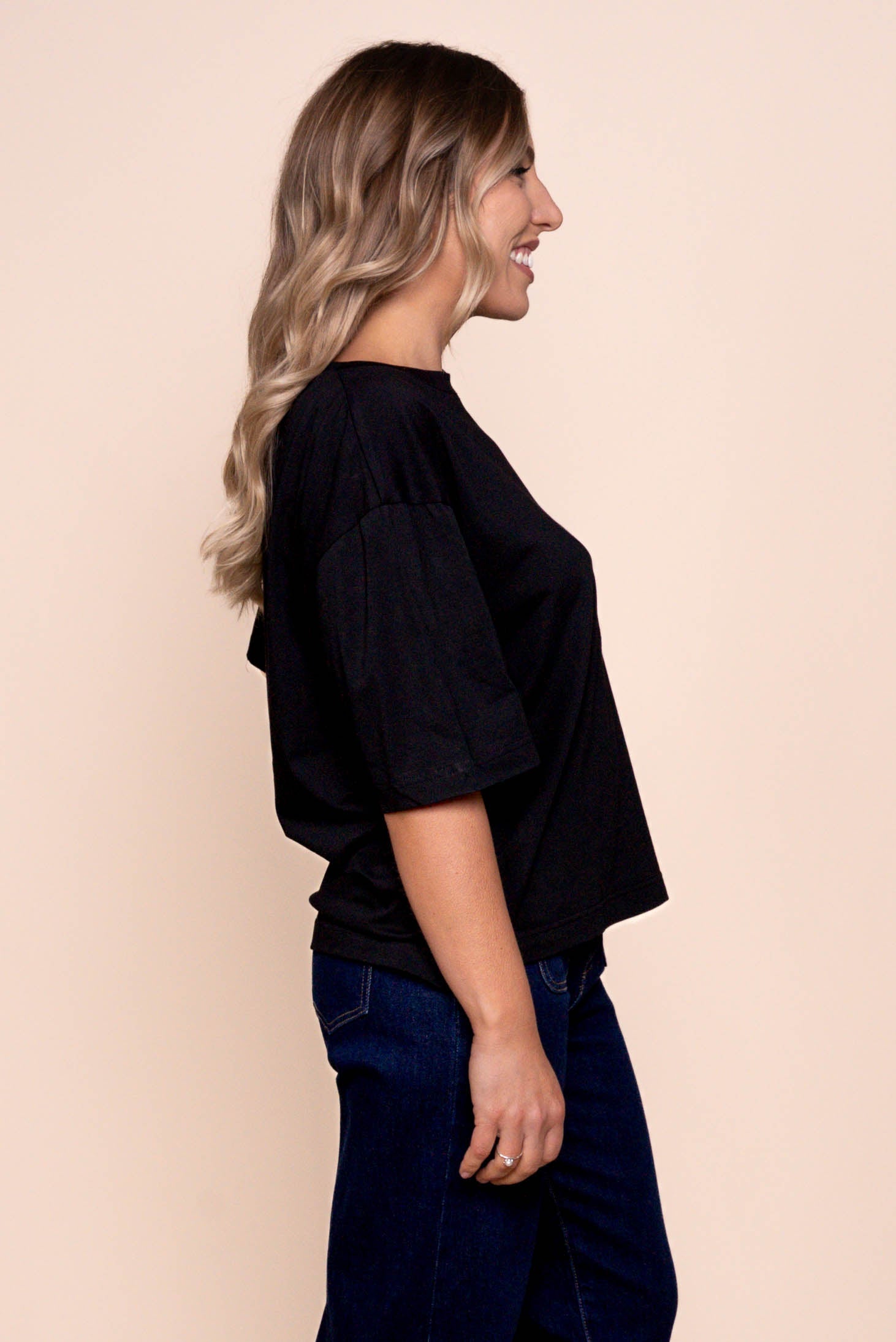 Bianca S/S Tee in Black