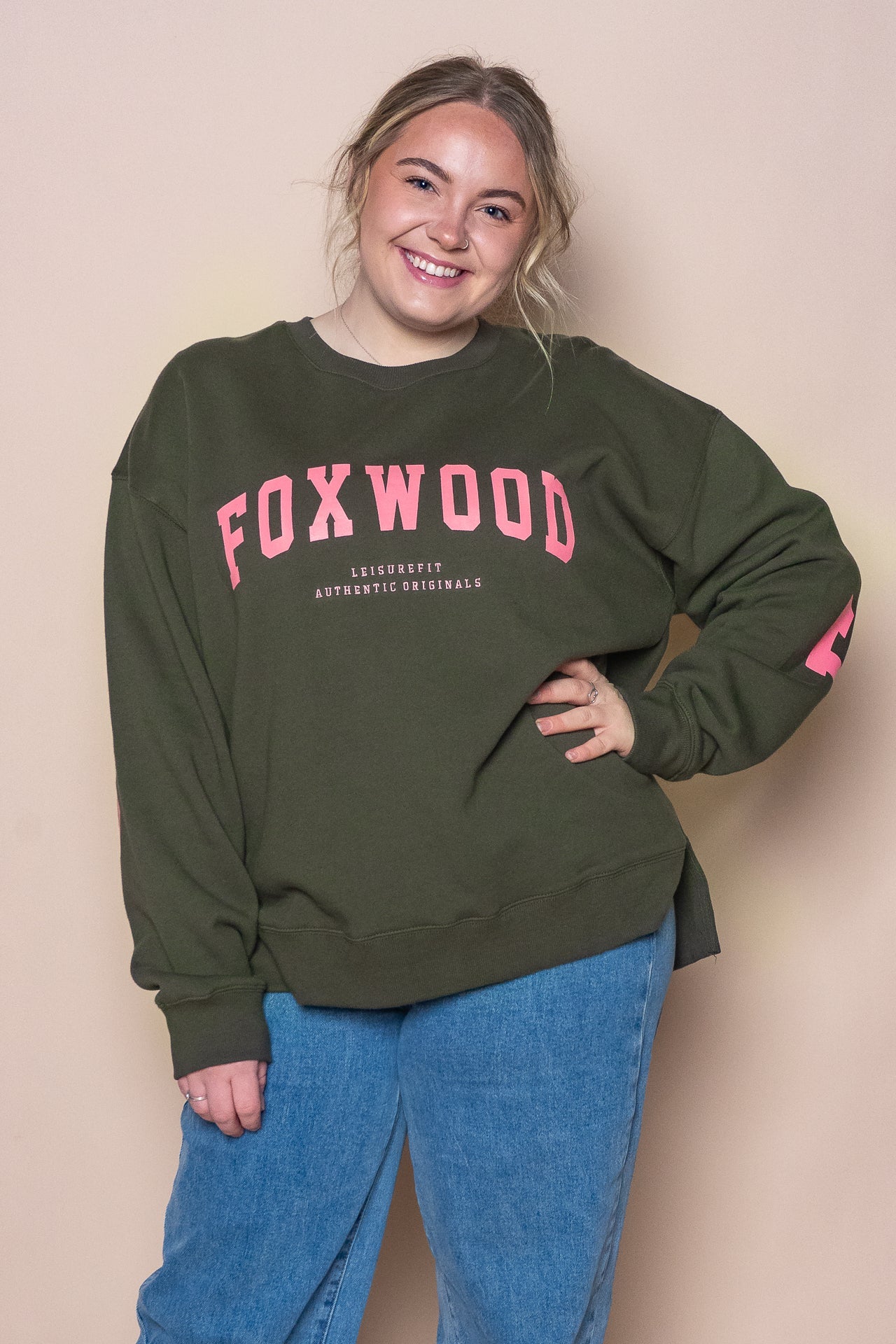 Interval Crew in Dark Khaki/Coral - Foxwood