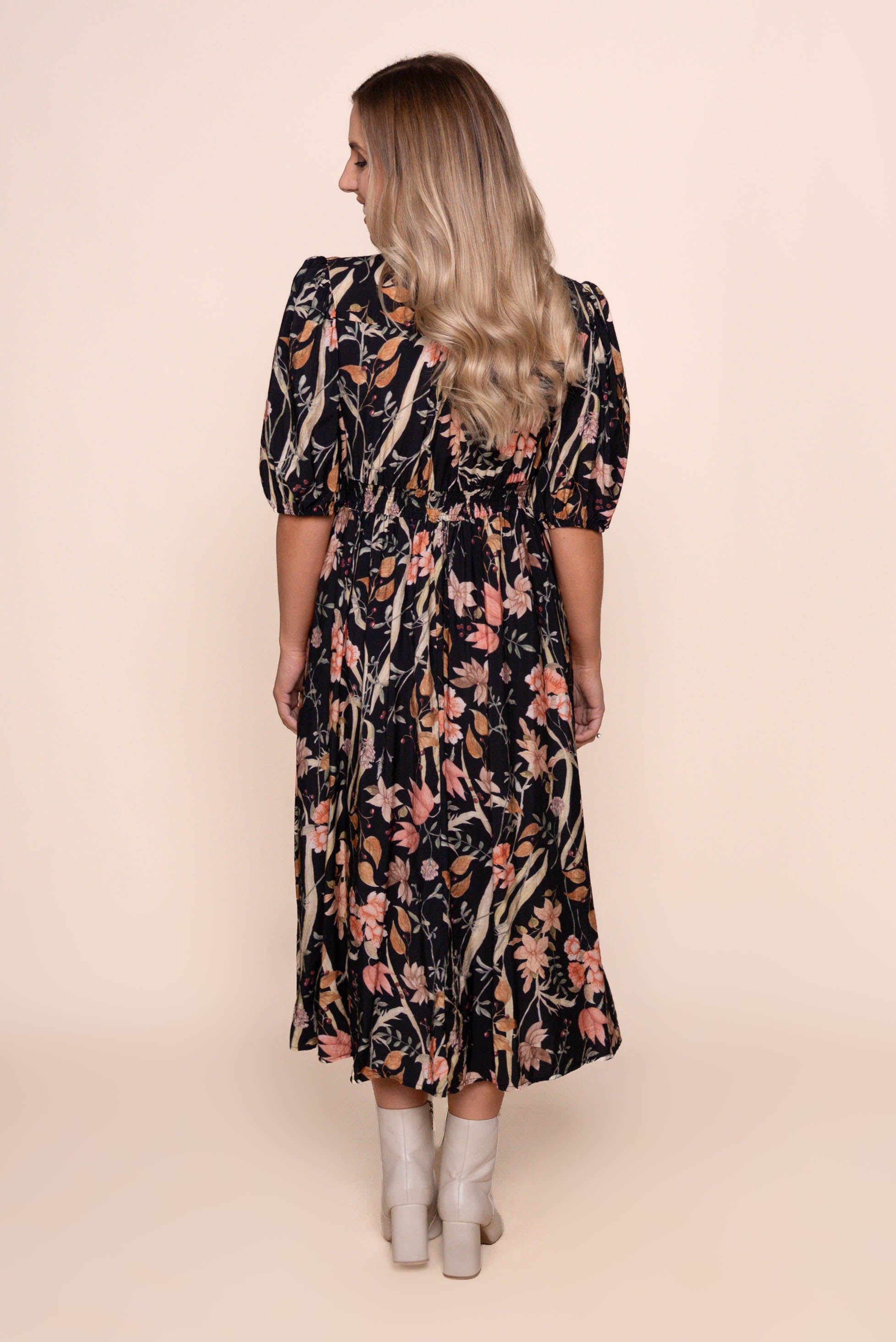 Nylah Midi Dress in Black