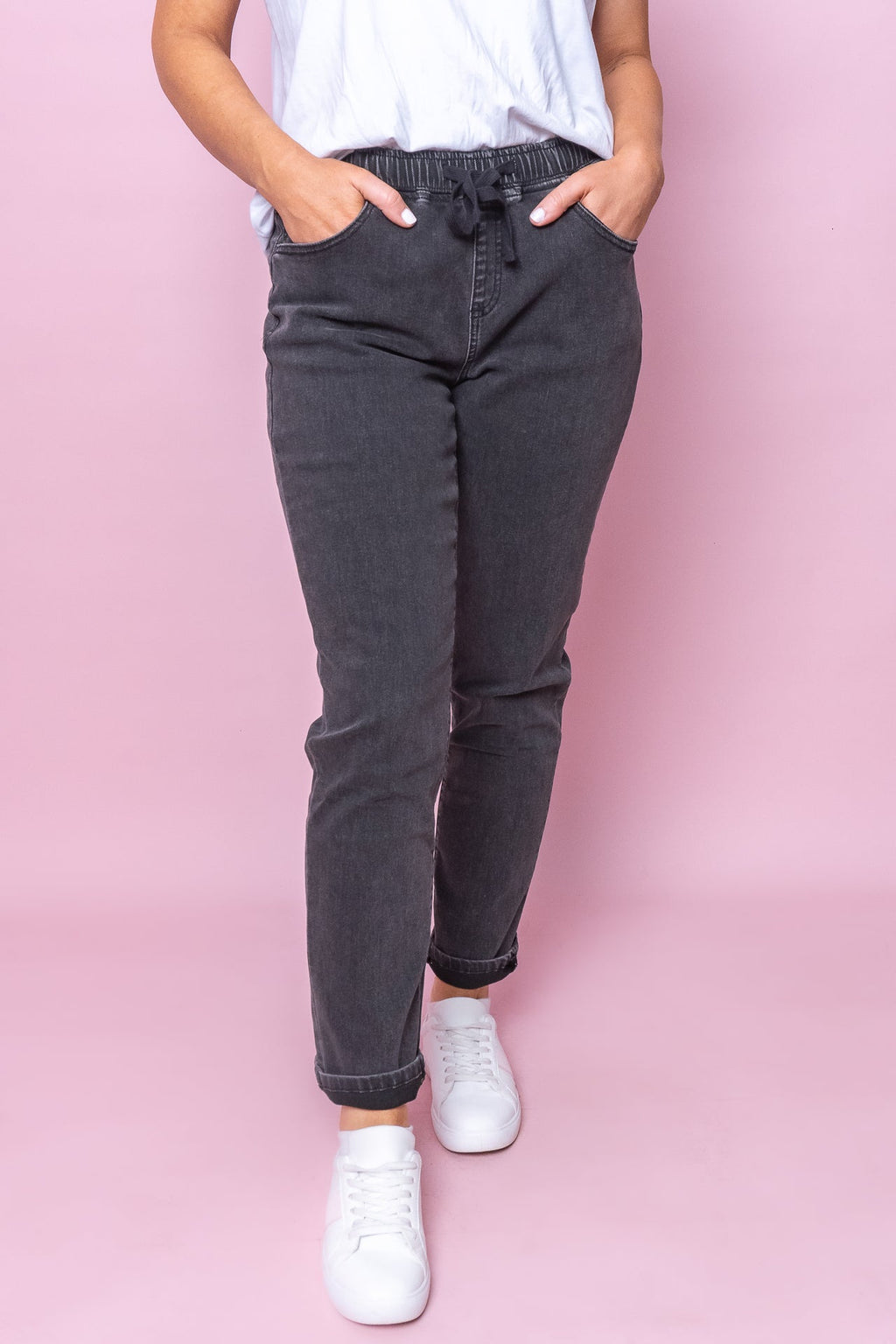 Juliette Joggers in Washed Black - Foxwood