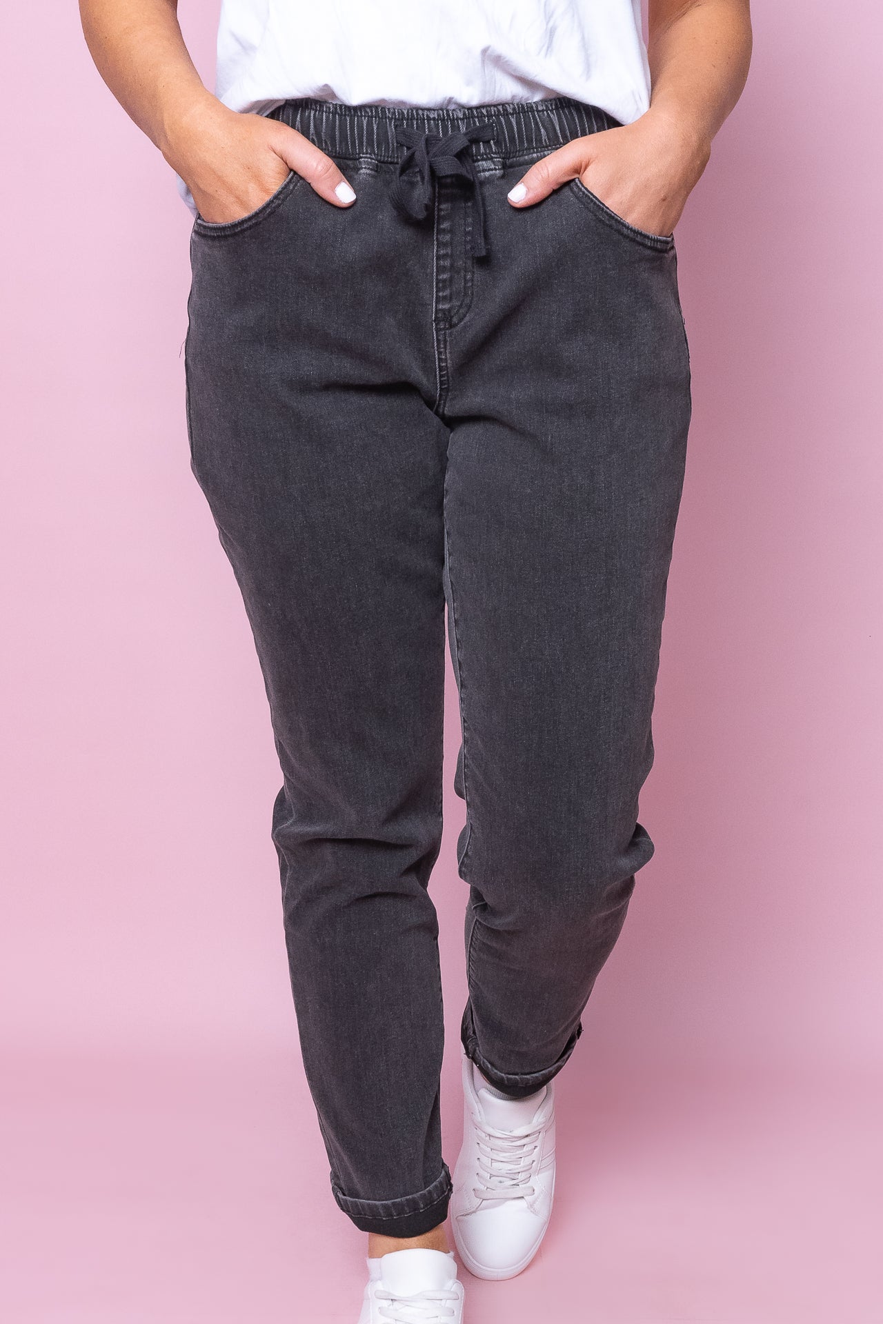 Juliette Joggers in Washed Black - Foxwood