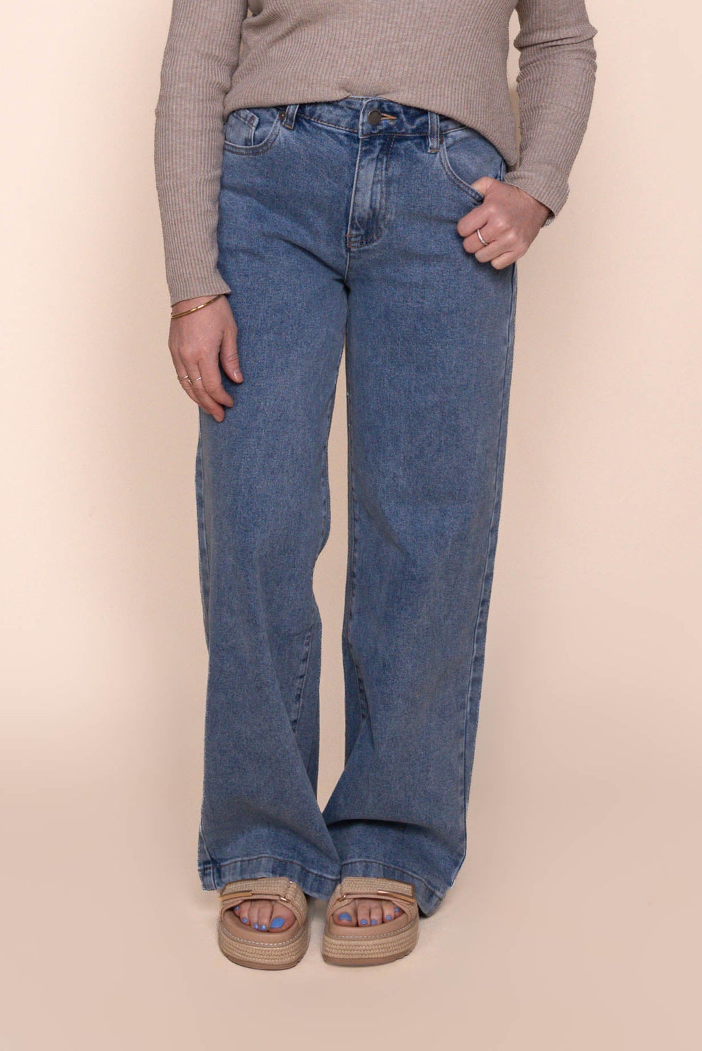 Jacqui Wide Leg Petite Jeans in Light Blue - All About Eve