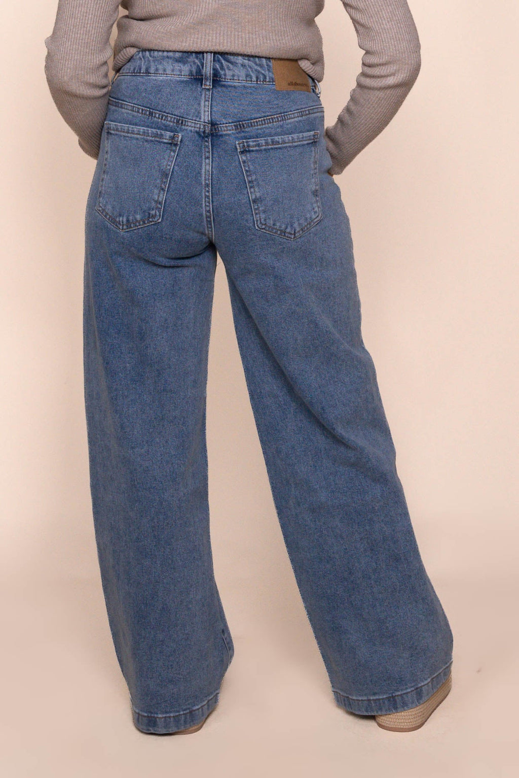 Jacqui Wide Leg Petite Jeans in Light Blue - All About Eve