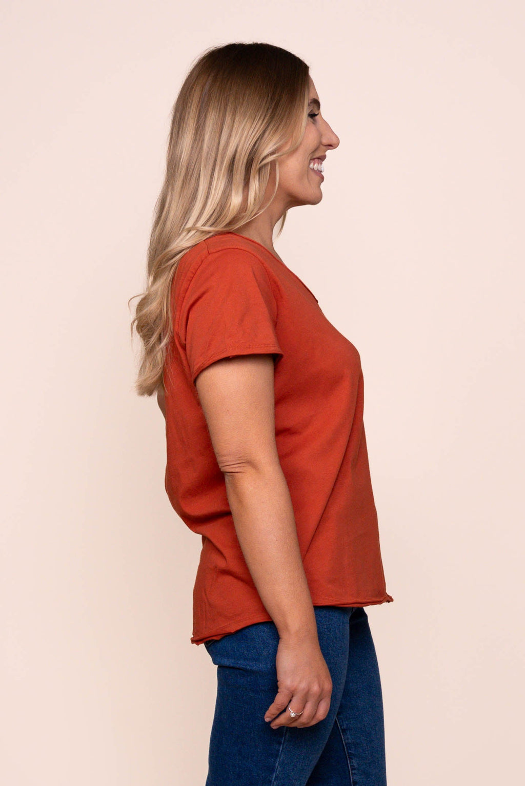 Pima Vee Tee in Earth Brown - Elm
