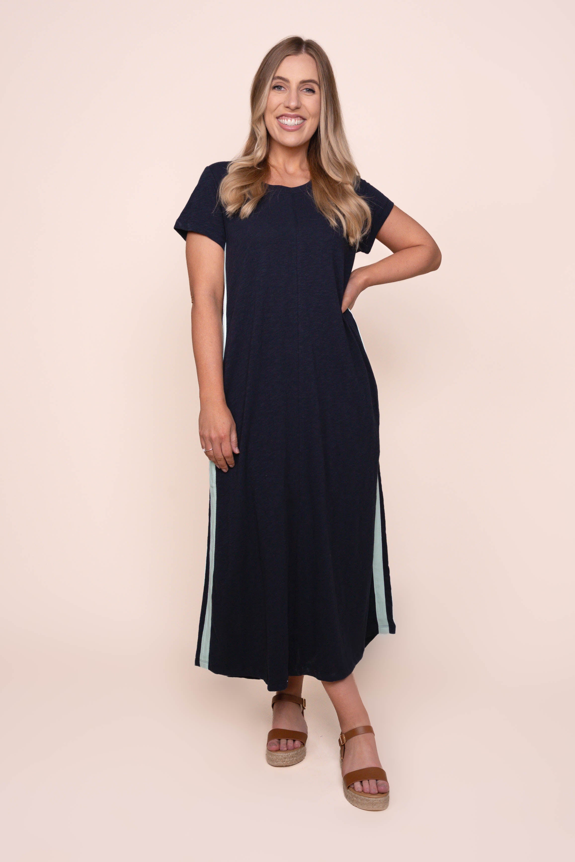 Recovery Dress in Navy and Mint - Foxwood