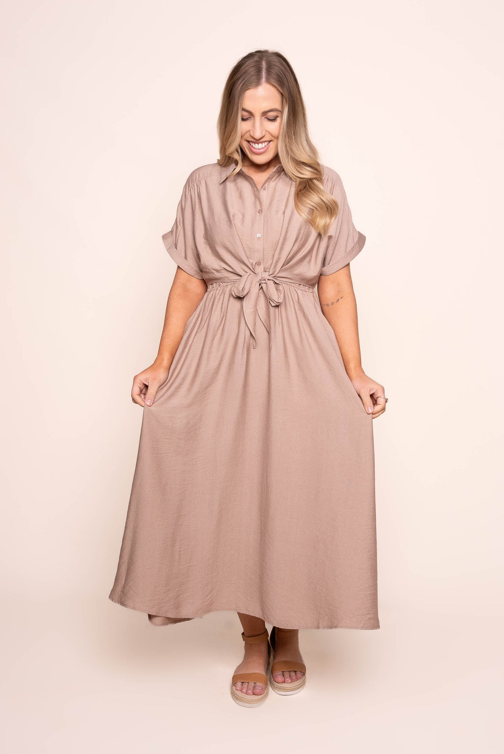 Eleanora Shirt Midi Dress in Taupe