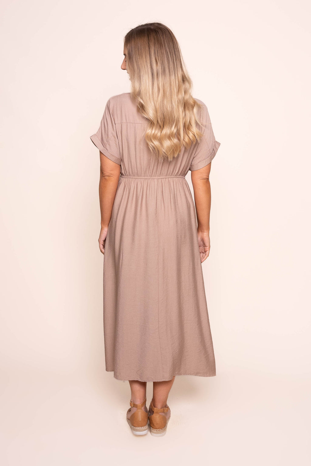 Eleanora Shirt Midi Dress in Taupe