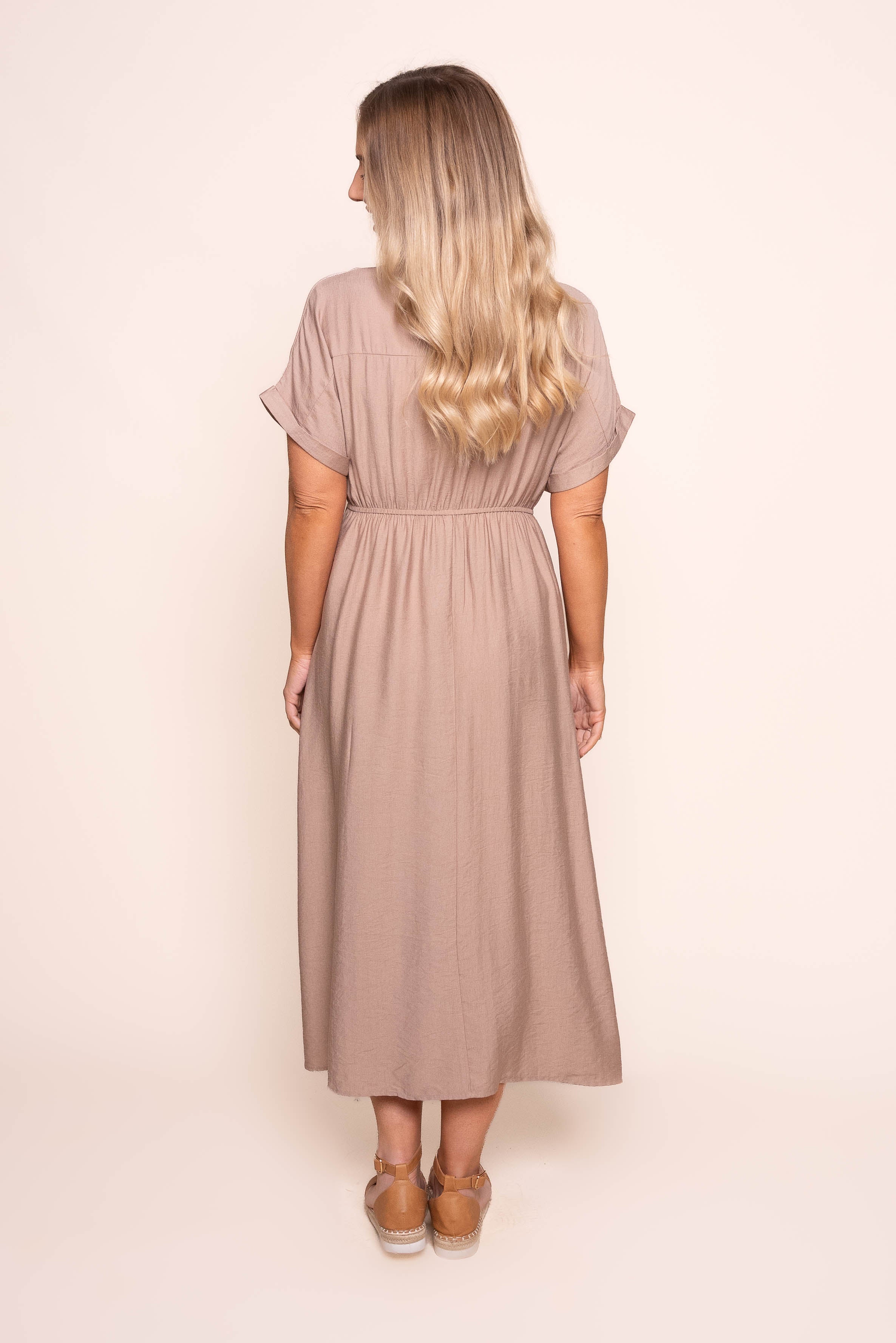 Eleanora Shirt Midi Dress in Taupe