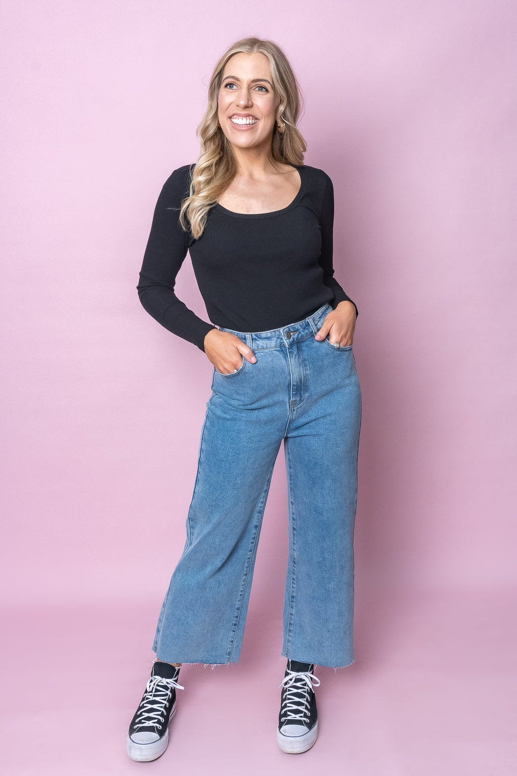 Charlie High Rise Wide Leg Heritage Jeans in Denim - All About Eve