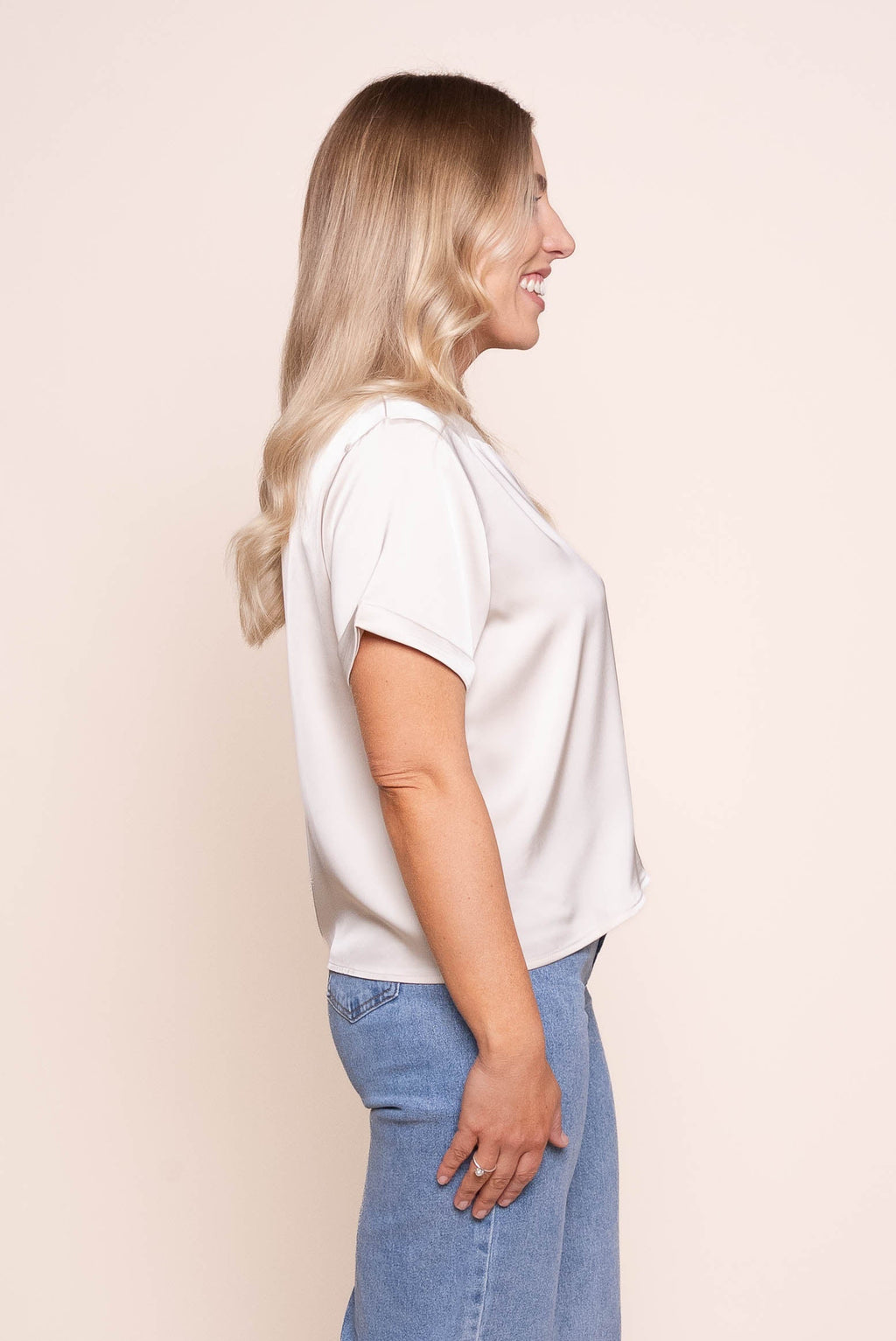 Nadine S/S Satin Tee in Light Stone