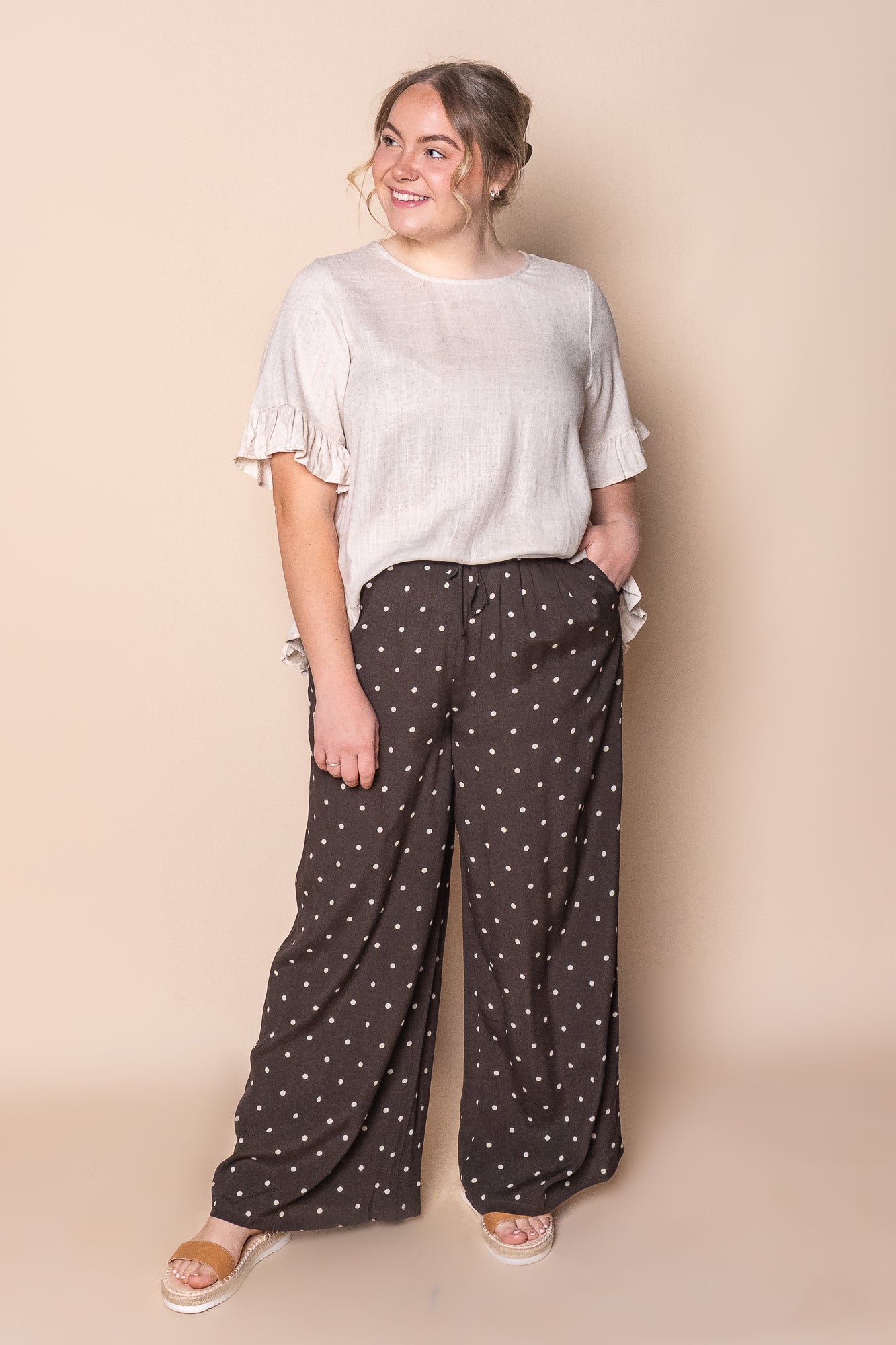 Billy Ruffle Top in Sand