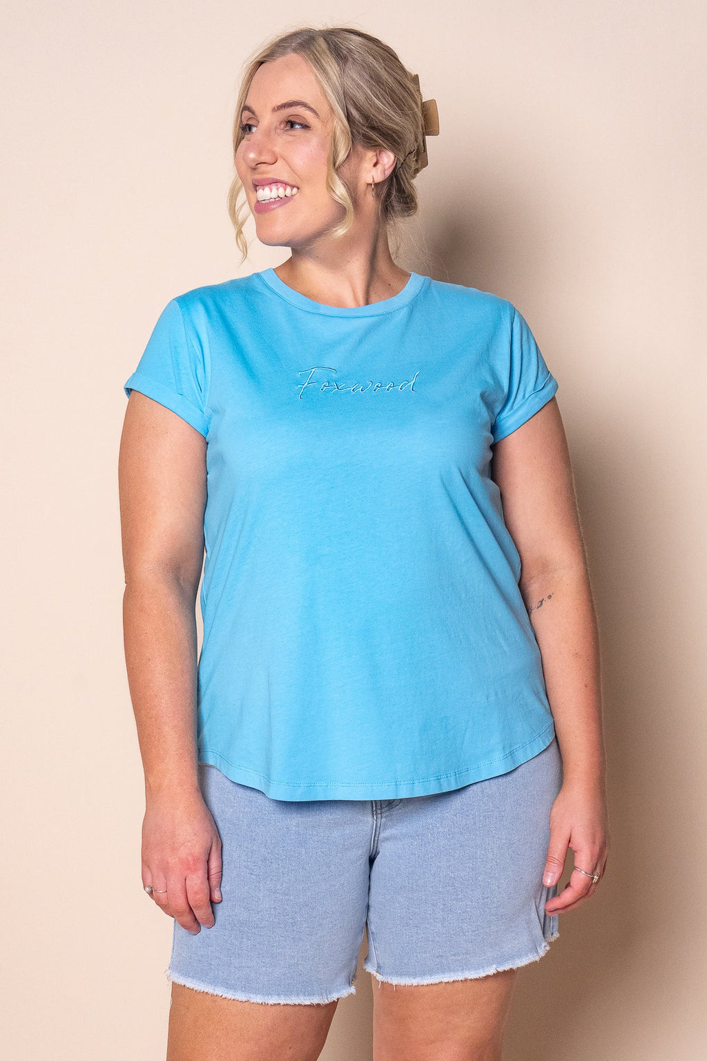 Signature Tee in Azure Blue - Foxwood