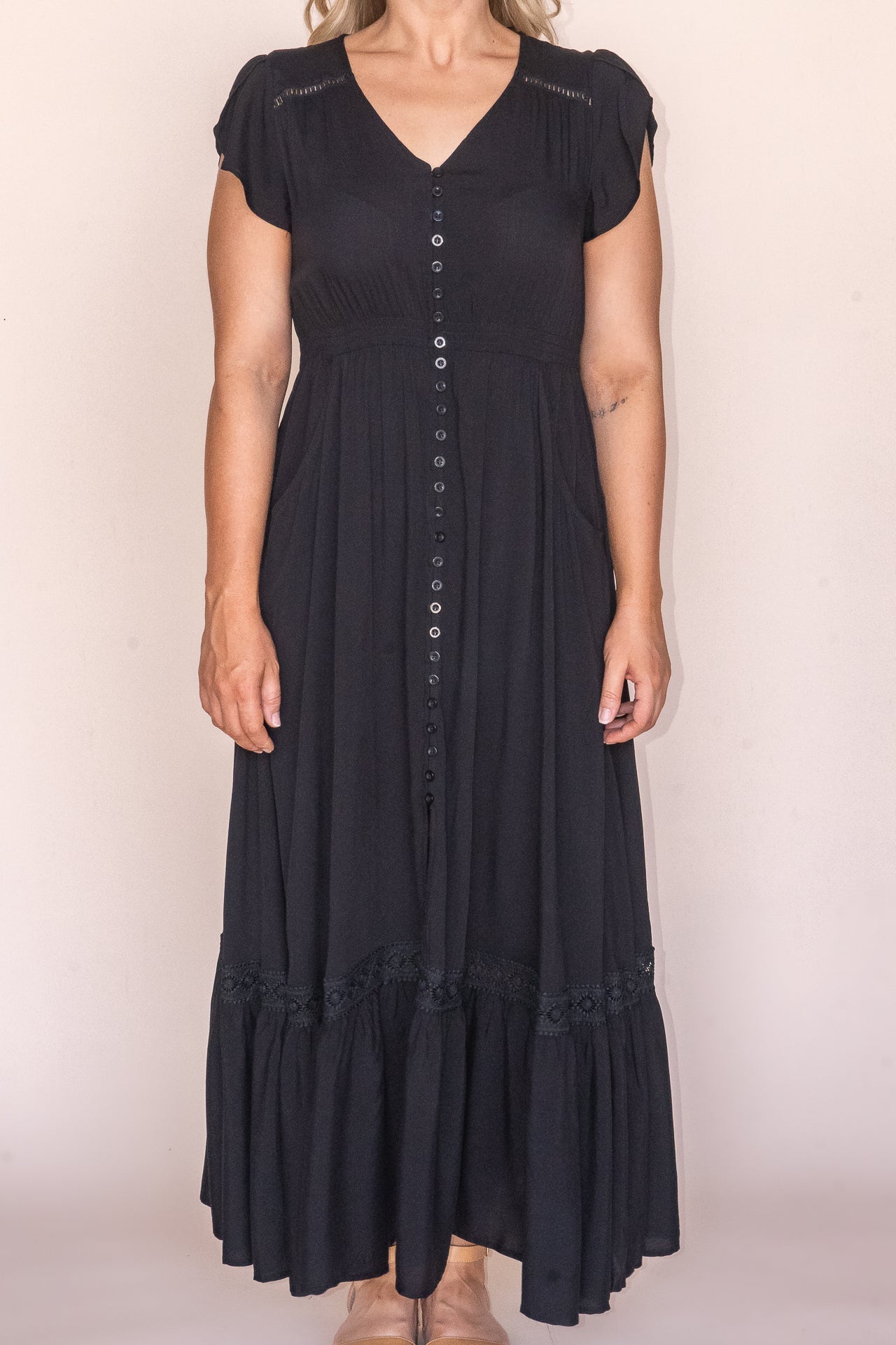 Fernie Maxi Dress in Black