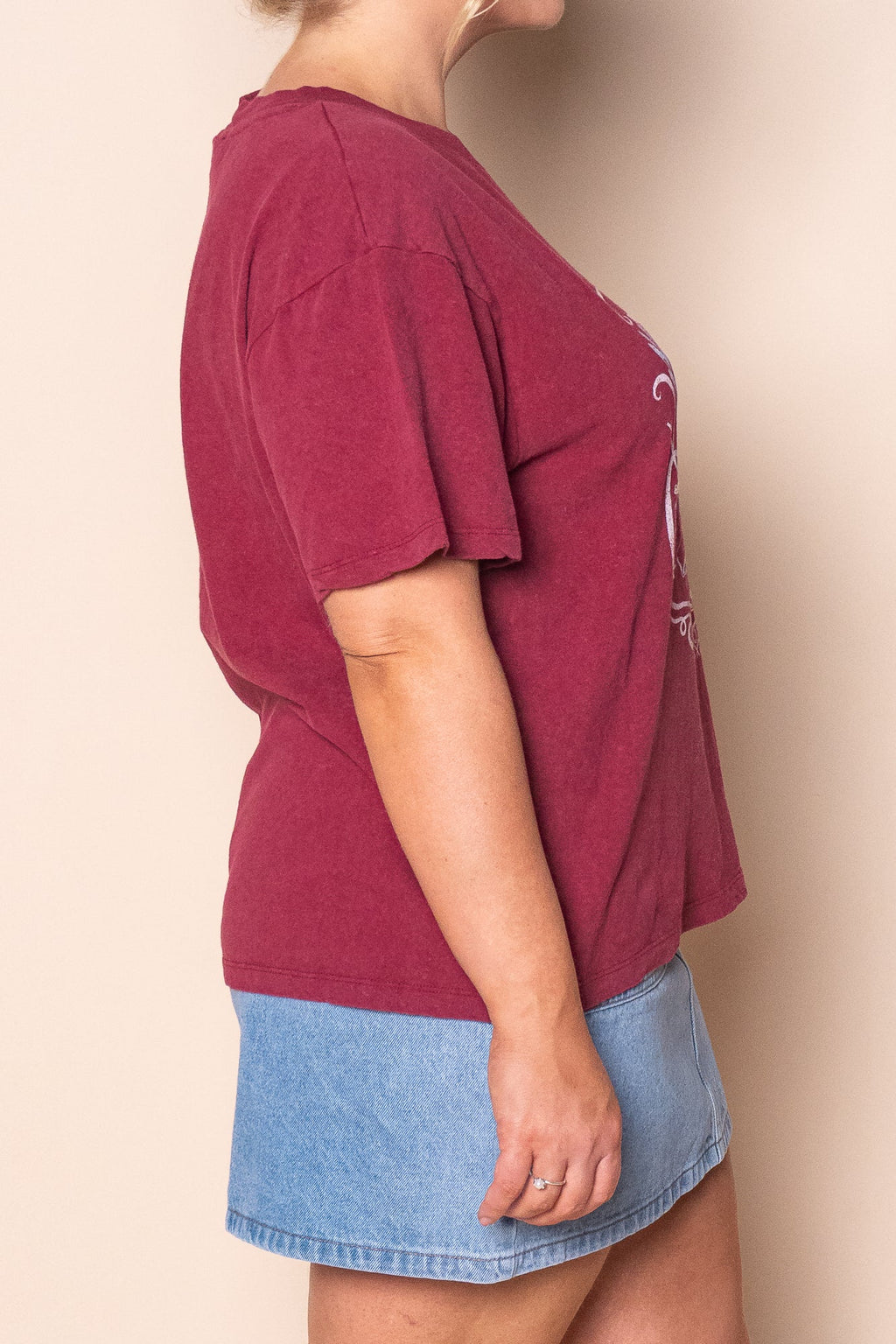Old West Era Box Tee in Wine - All About Eve