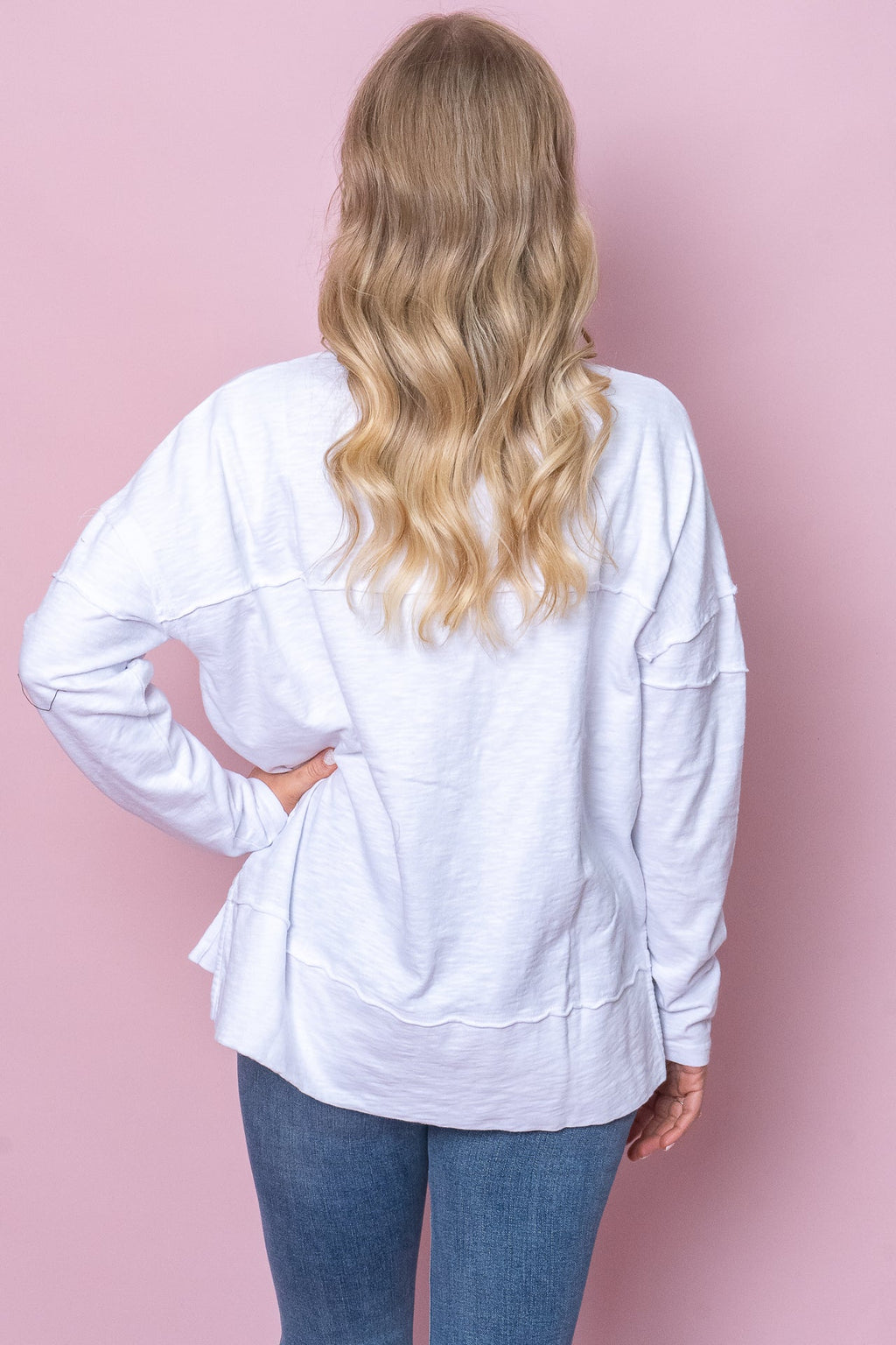 Jayne Throw On Top in White - Foxwood