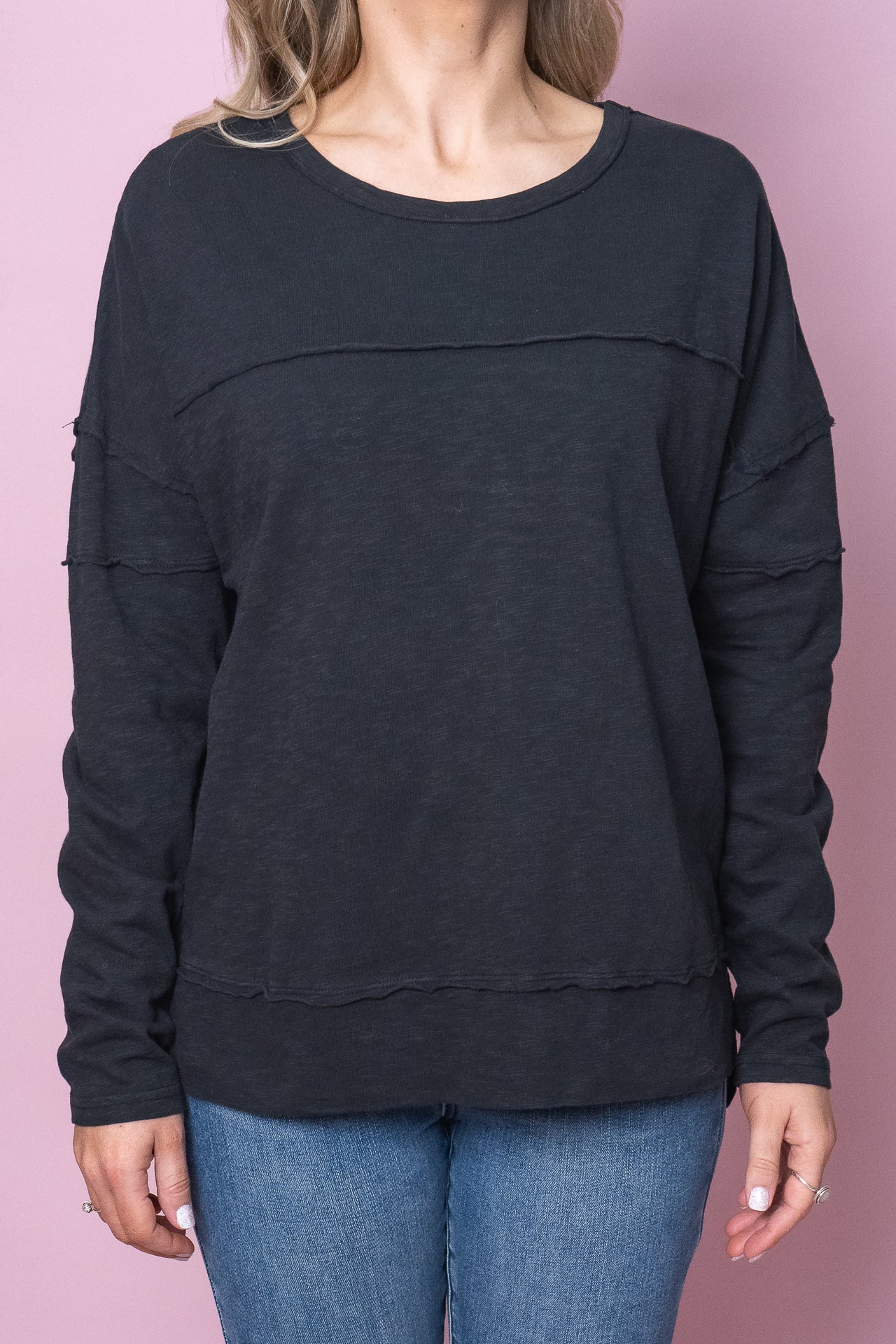 Jayne Throw On Top in Black - Foxwood