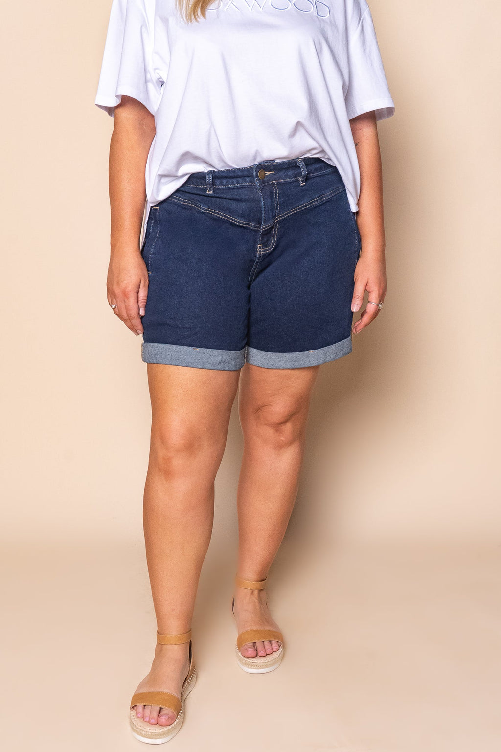 Devi Shorts in Indigo Denim - Foxwood