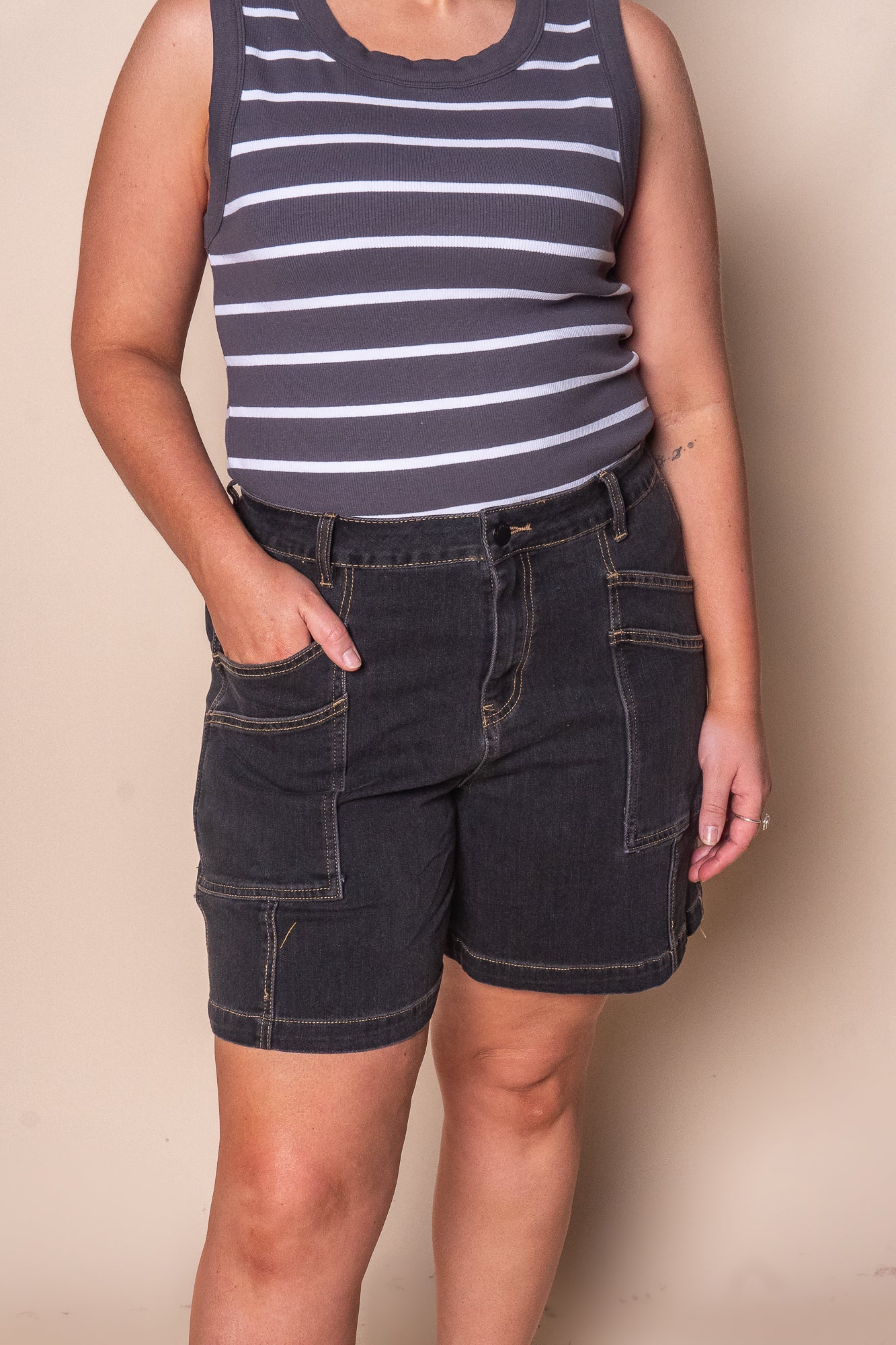 Balmy Denim Shorts in Washed Black - Foxwood