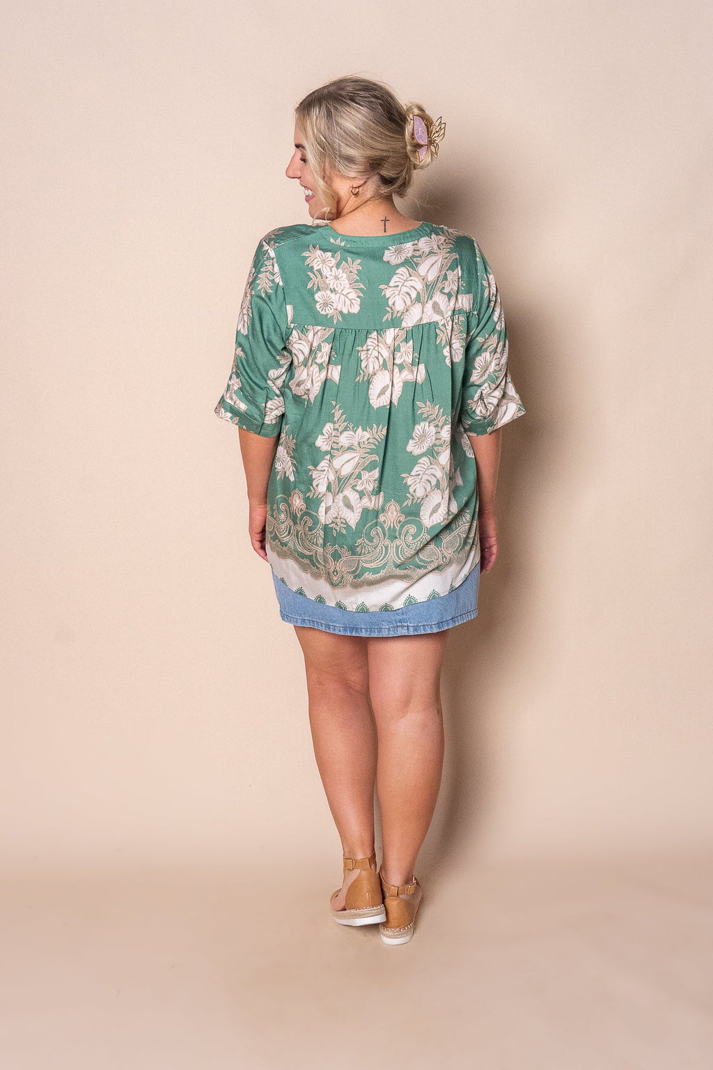 Mable Floral Border Top in Emerald