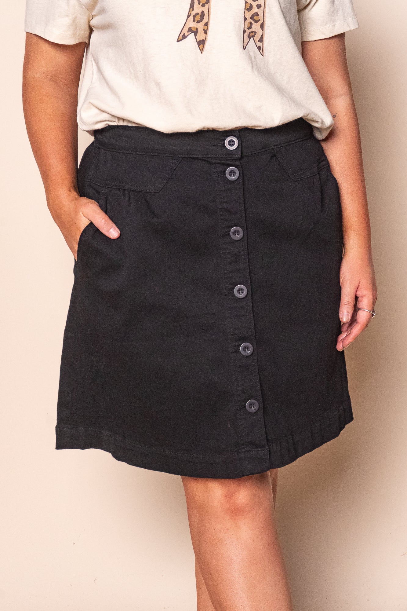 Amanda Skirt in Black - Foxwood