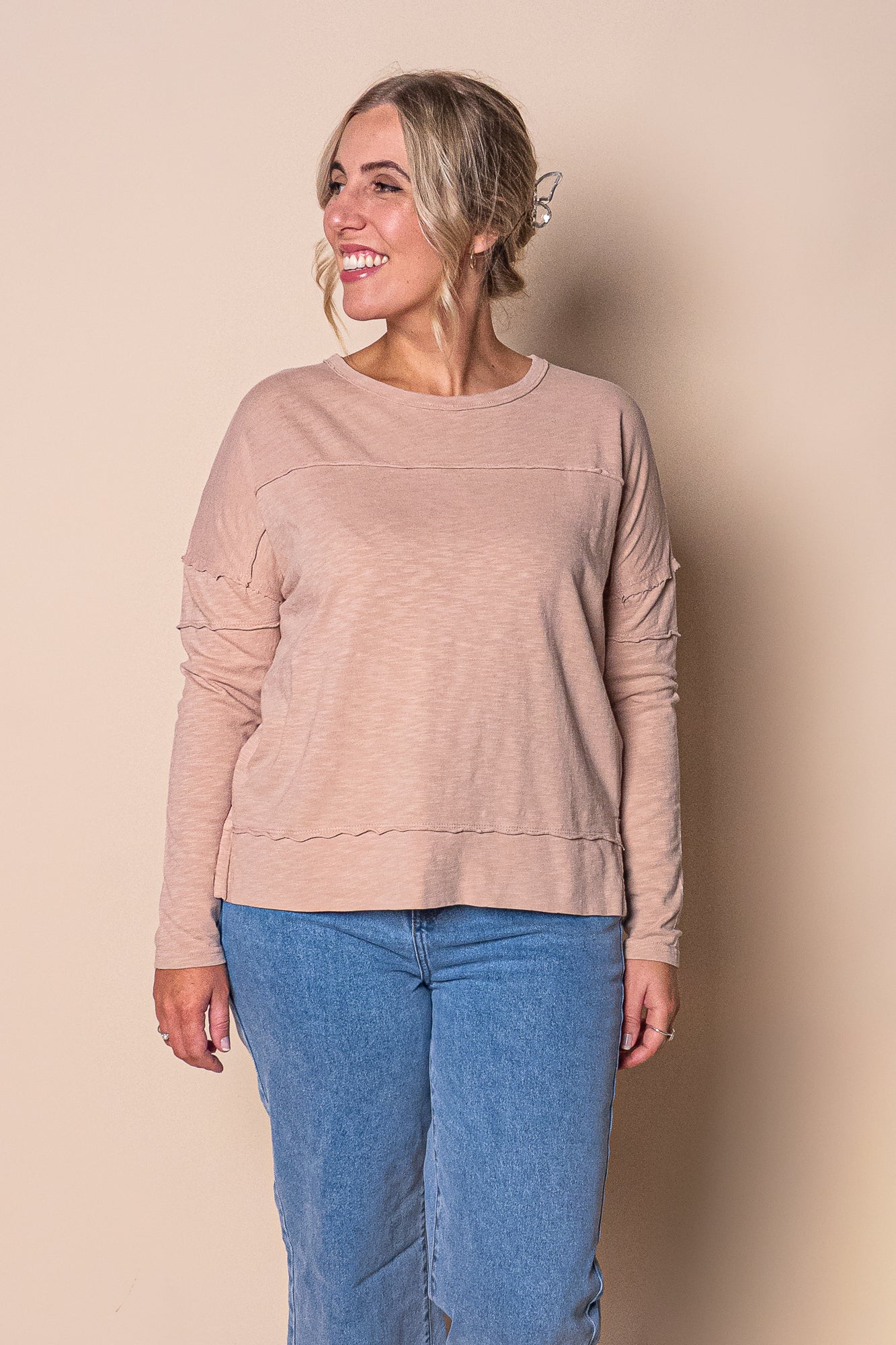 Jayne Throw On Top in Oat - Foxwood