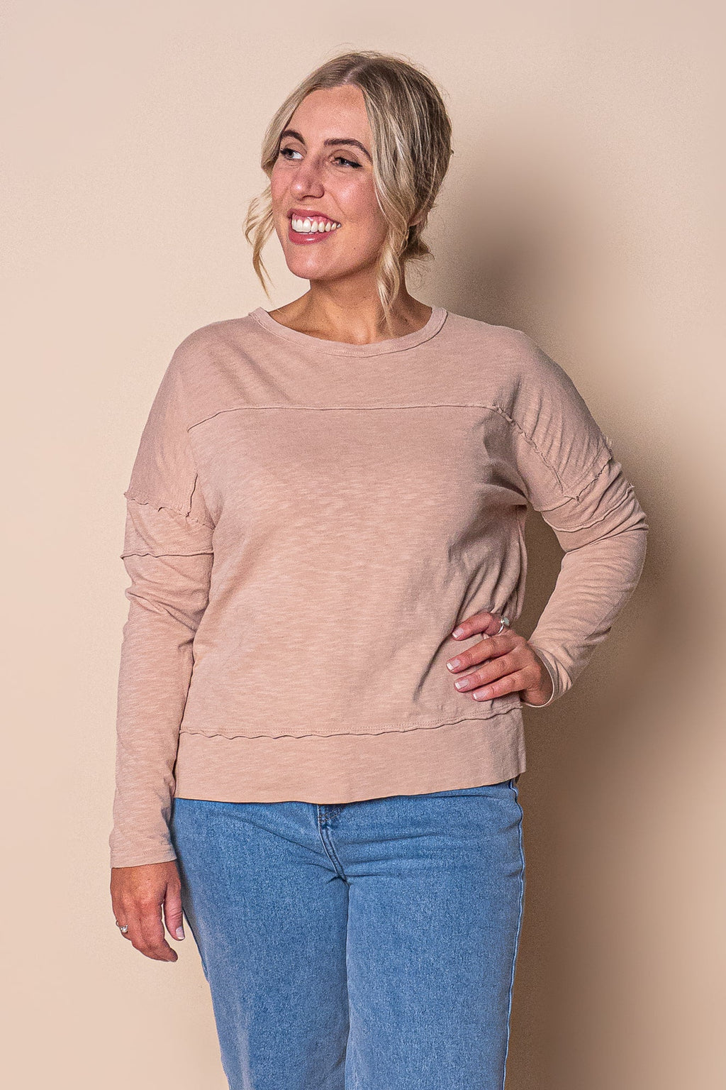 Jayne Throw On Top in Oat - Foxwood