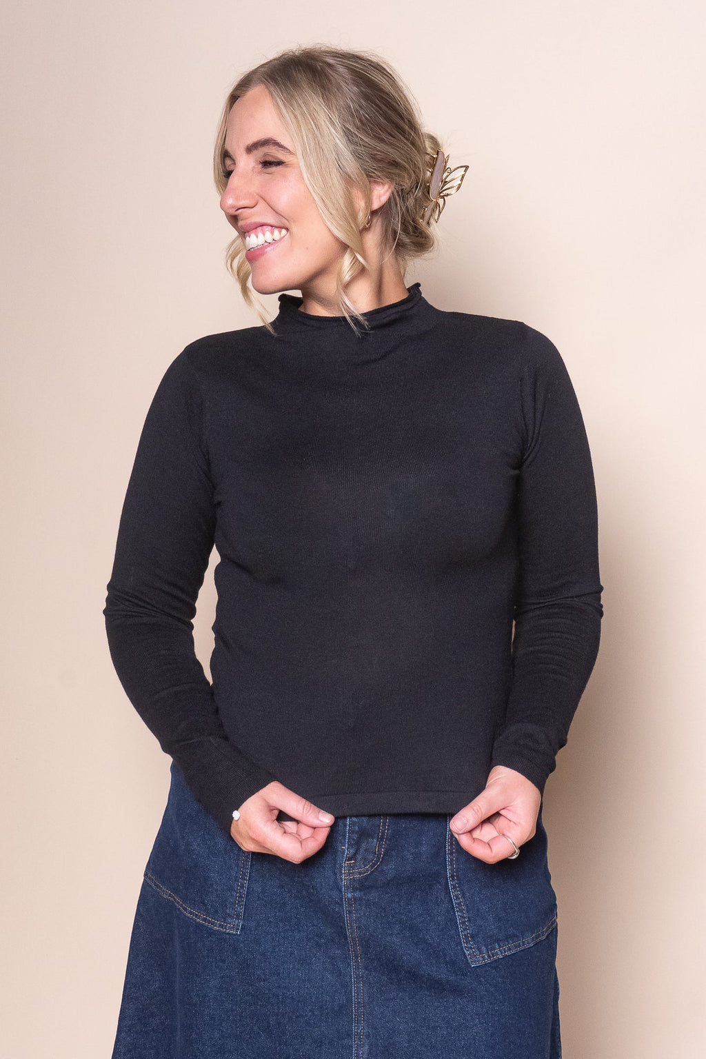 Priya Layering L/S Top in Black - Silent Theory