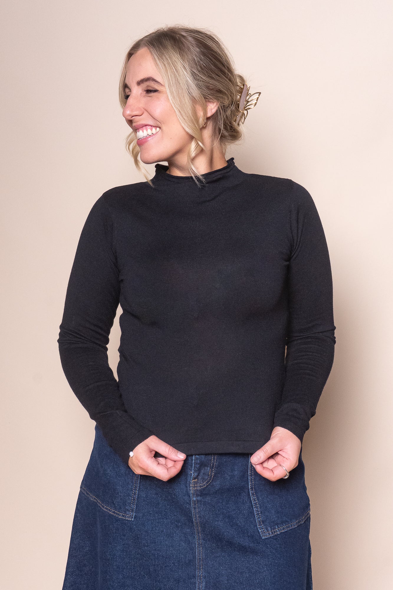 Priya Layering L/S Top in Black - Silent Theory