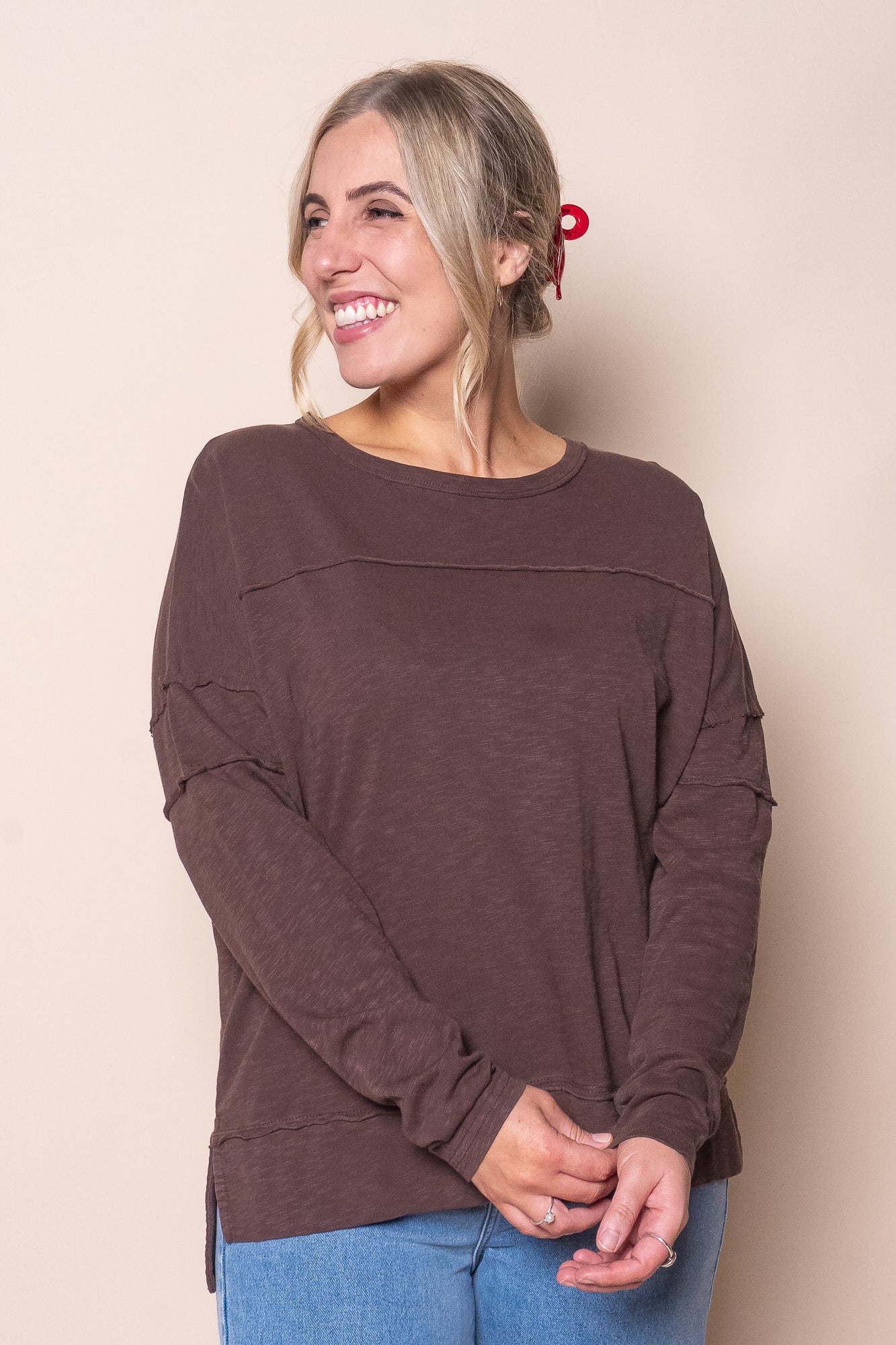 Jayne Throw On Top in Coffee Bean - Foxwood