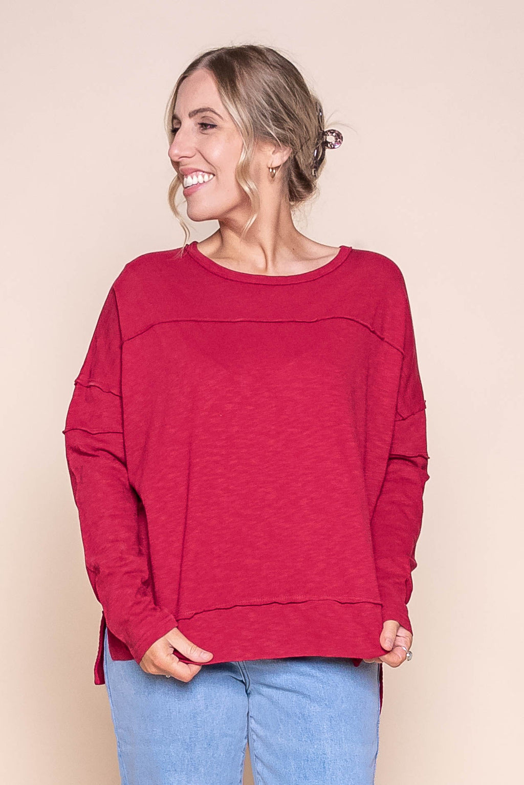 Jayne Throw On Top in Rhubarb Red - Foxwood